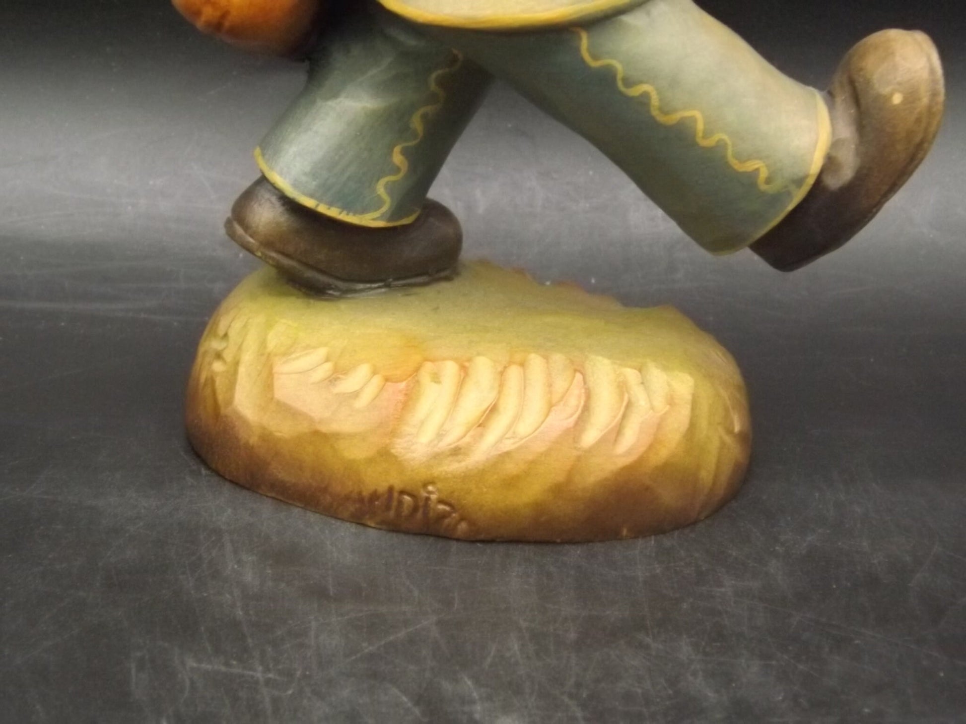 Vintage Anri Wood Figurine: "The Letter" by Juan Ferrandiz