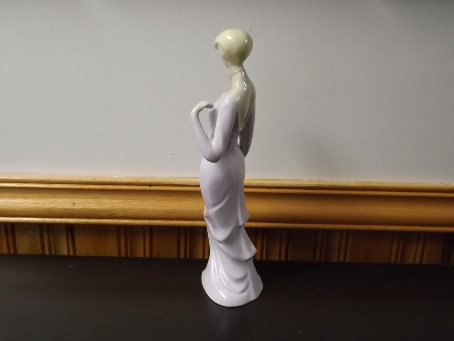 Vintage Royal Doulton Reflections Series "Debutante" figurine HN 3188. Excellent condition!