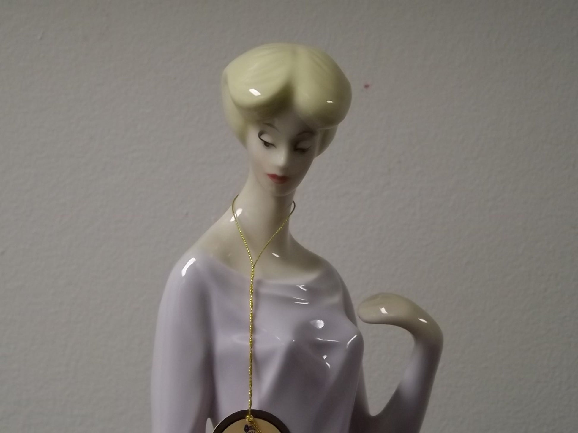 Vintage Royal Doulton Reflections Series "Debutante" figurine HN 3188. Excellent condition!