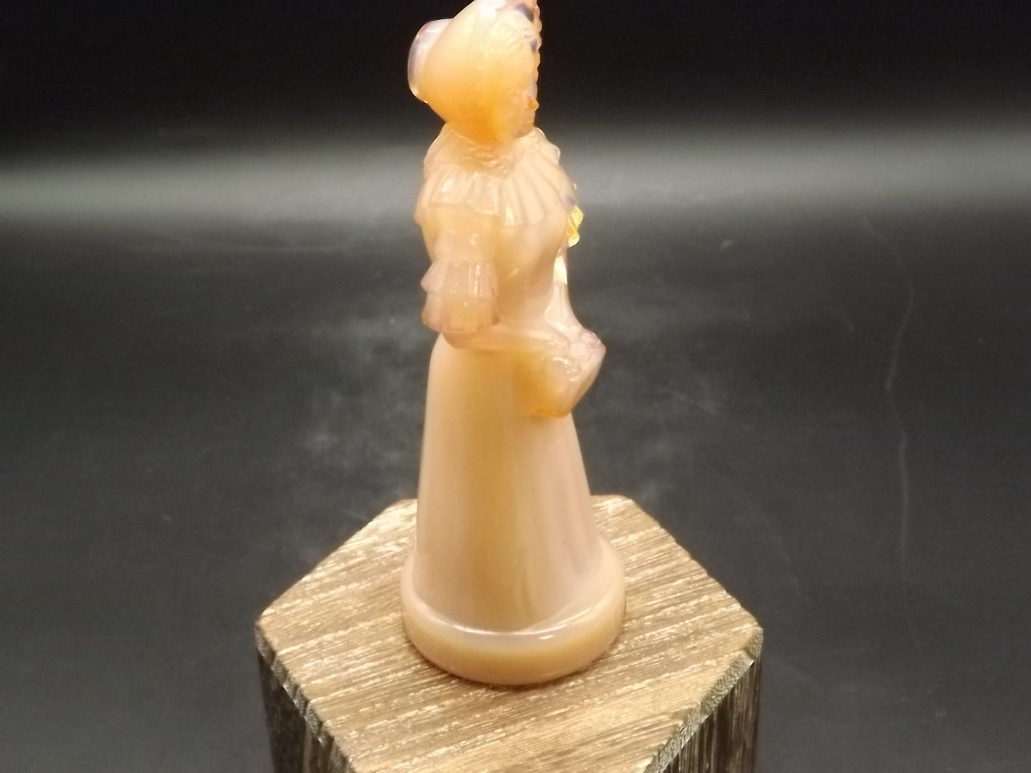 Vintage 1976 Degenhart Peach Slag Glass "Priscilla" Figurine