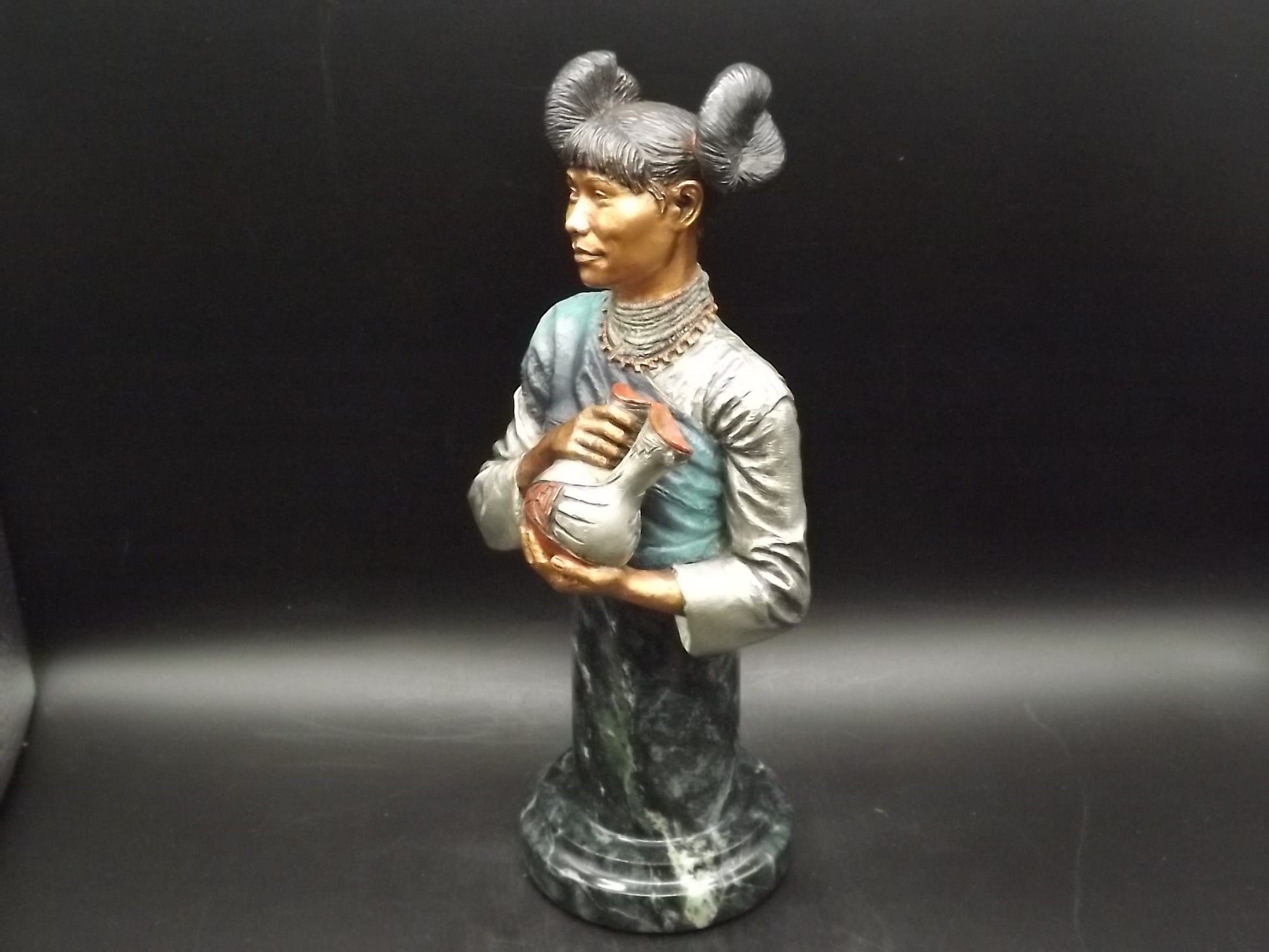 RARE 1994 C.A. Pardell Legends Mixed Media Sculpture "Hopi Maiden" Bust on marble base. Number 11 of only 350 pieces. Excellent Condition!