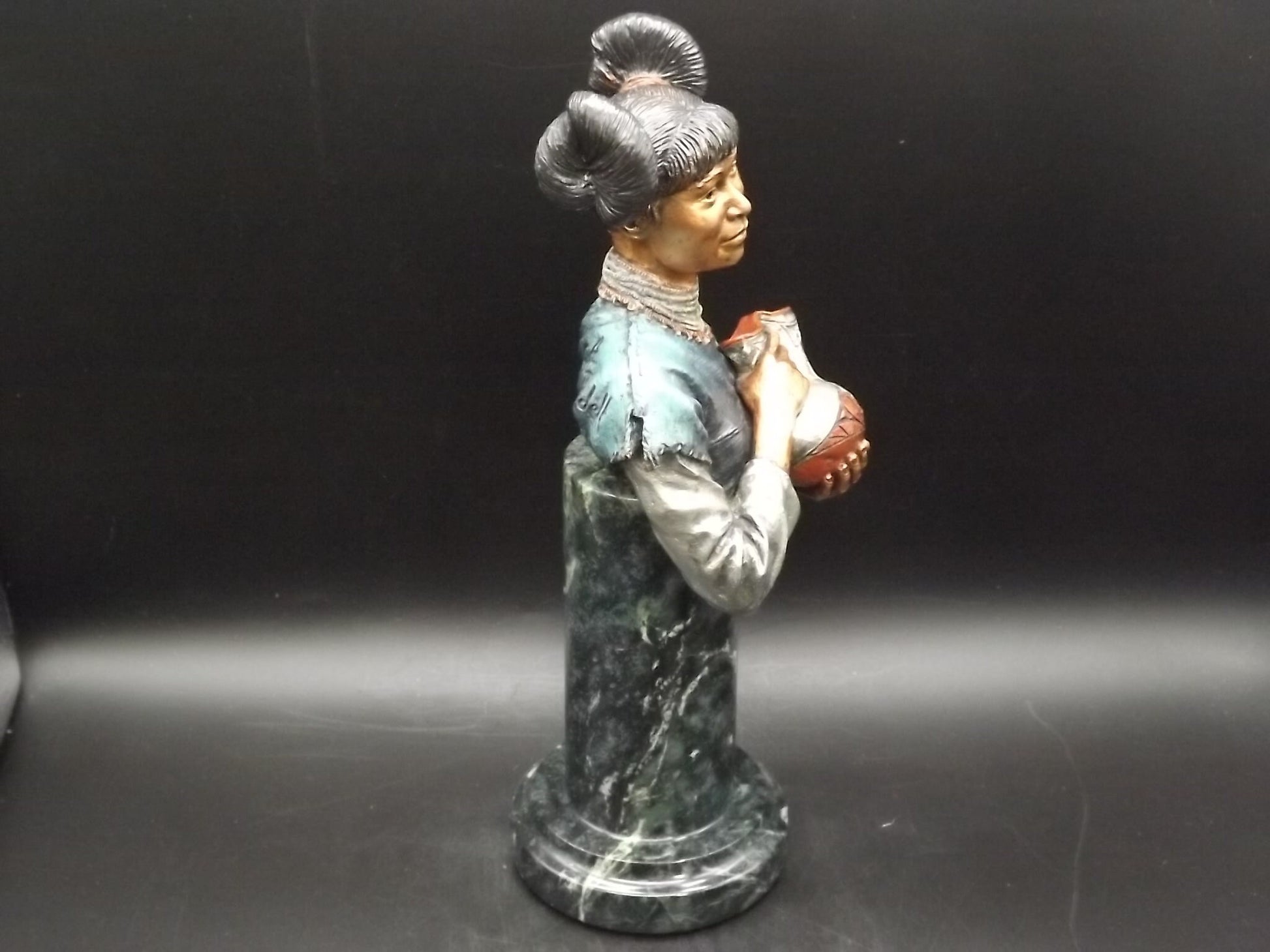 RARE 1994 C.A. Pardell Legends Mixed Media Sculpture "Hopi Maiden" Bust on marble base. Number 11 of only 350 pieces. Excellent Condition!