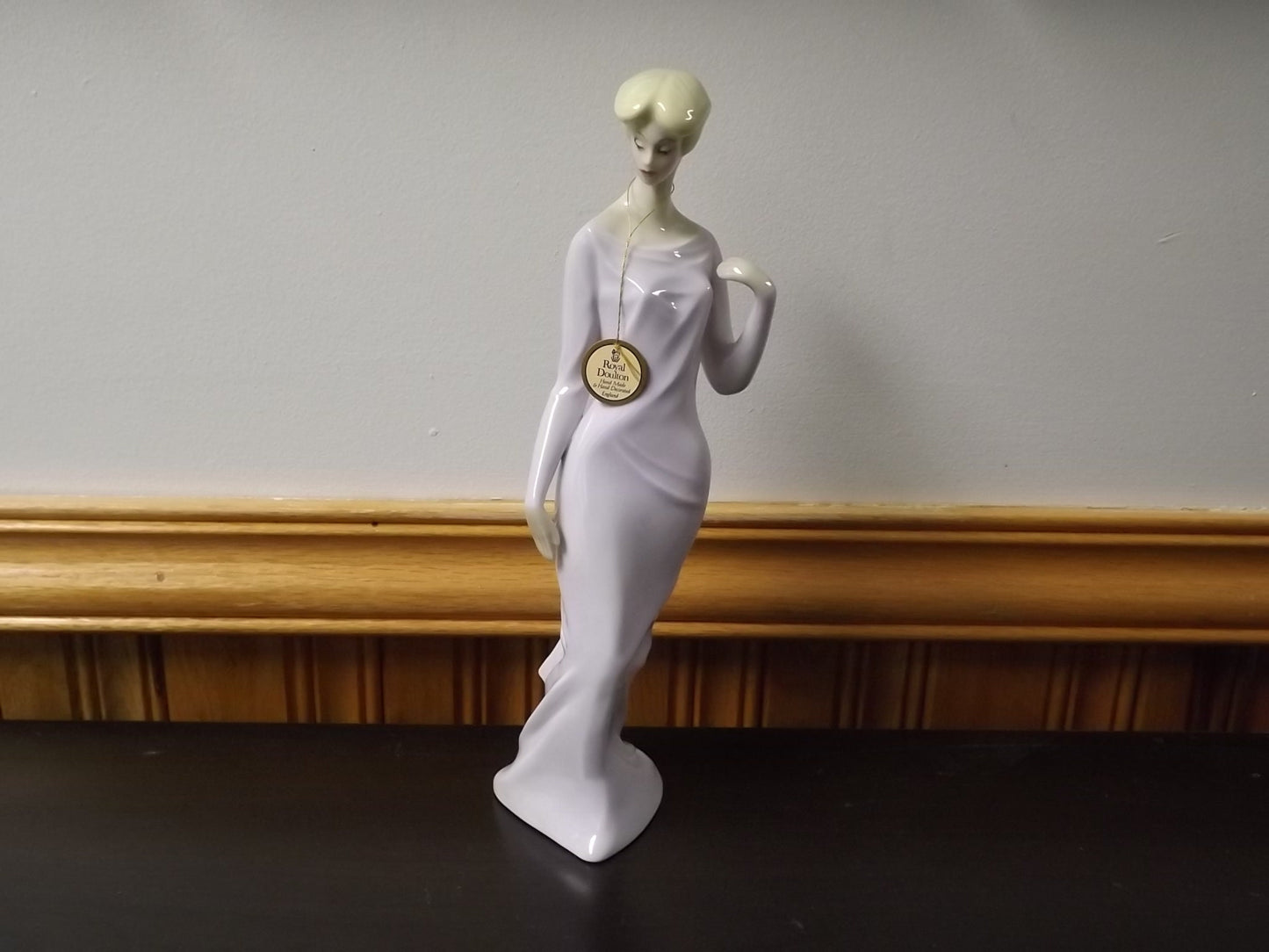 Vintage Royal Doulton Reflections Series "Debutante" figurine HN 3188. Excellent condition!