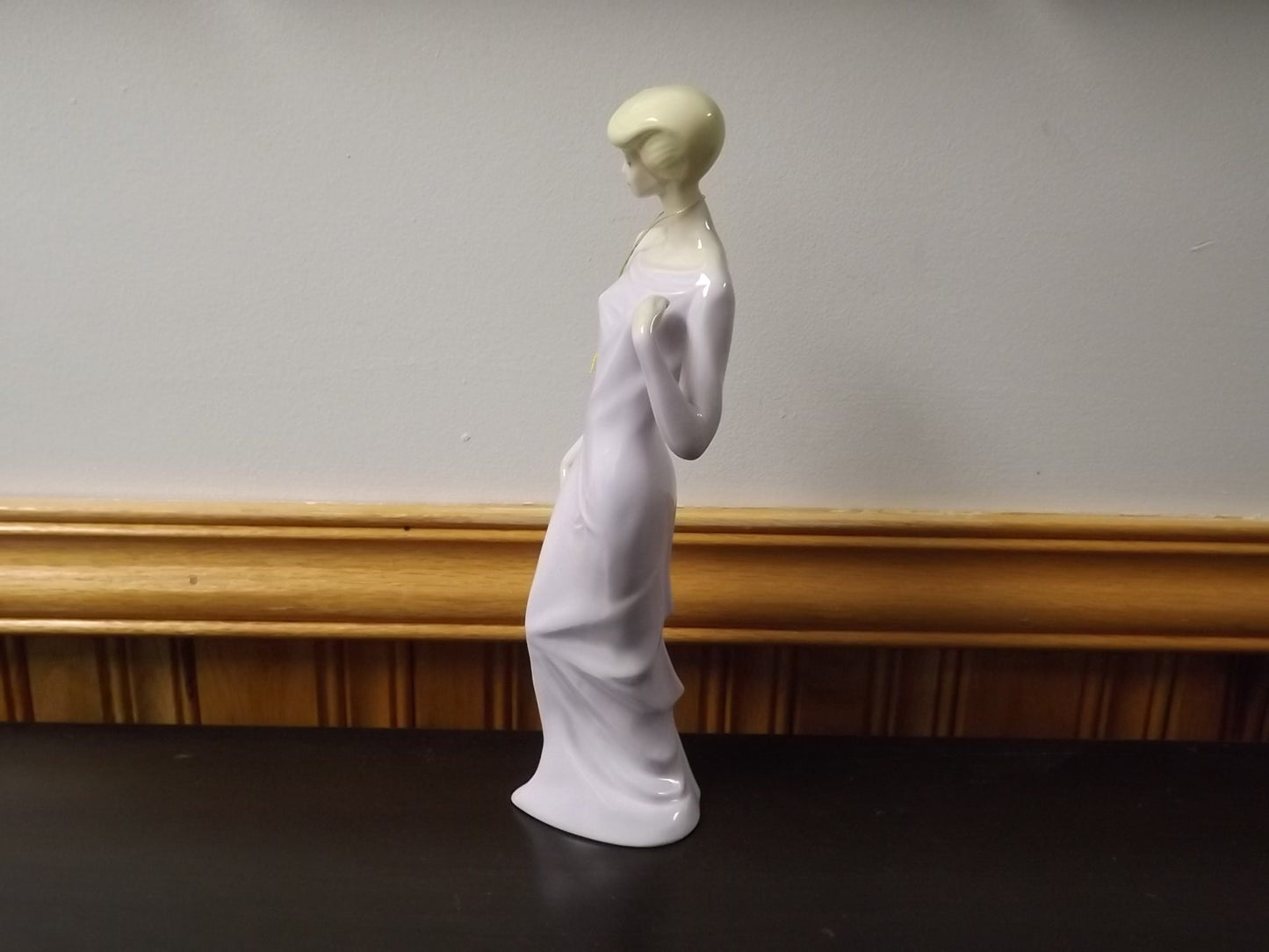 Vintage Royal Doulton Reflections Series "Debutante" figurine HN 3188. Excellent condition!