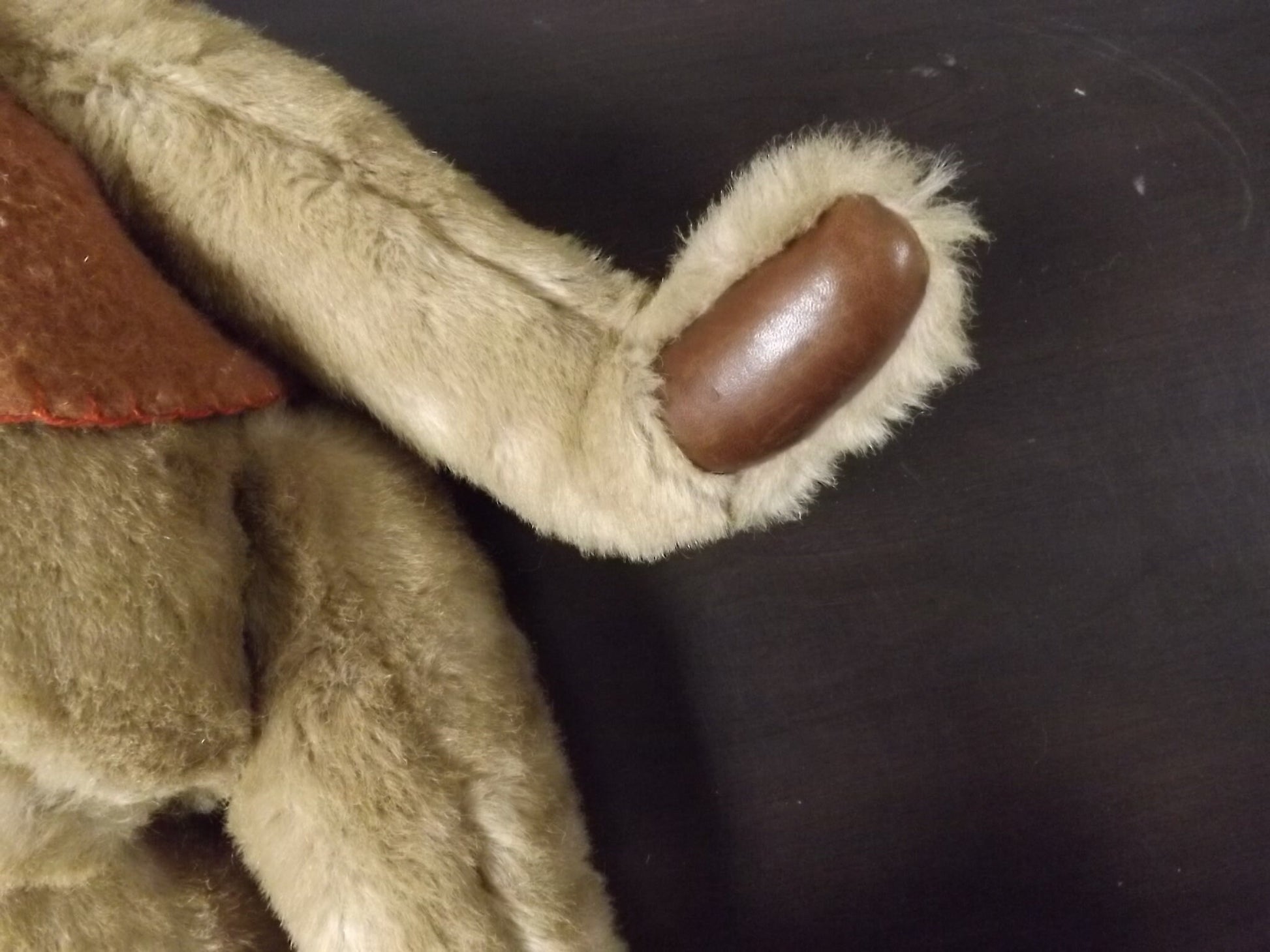 Vintage 1999 artist crafted Teddy Bear. This jointed bear is well crafted by Karen Nicodemus who creates by repurposing old coats into art.