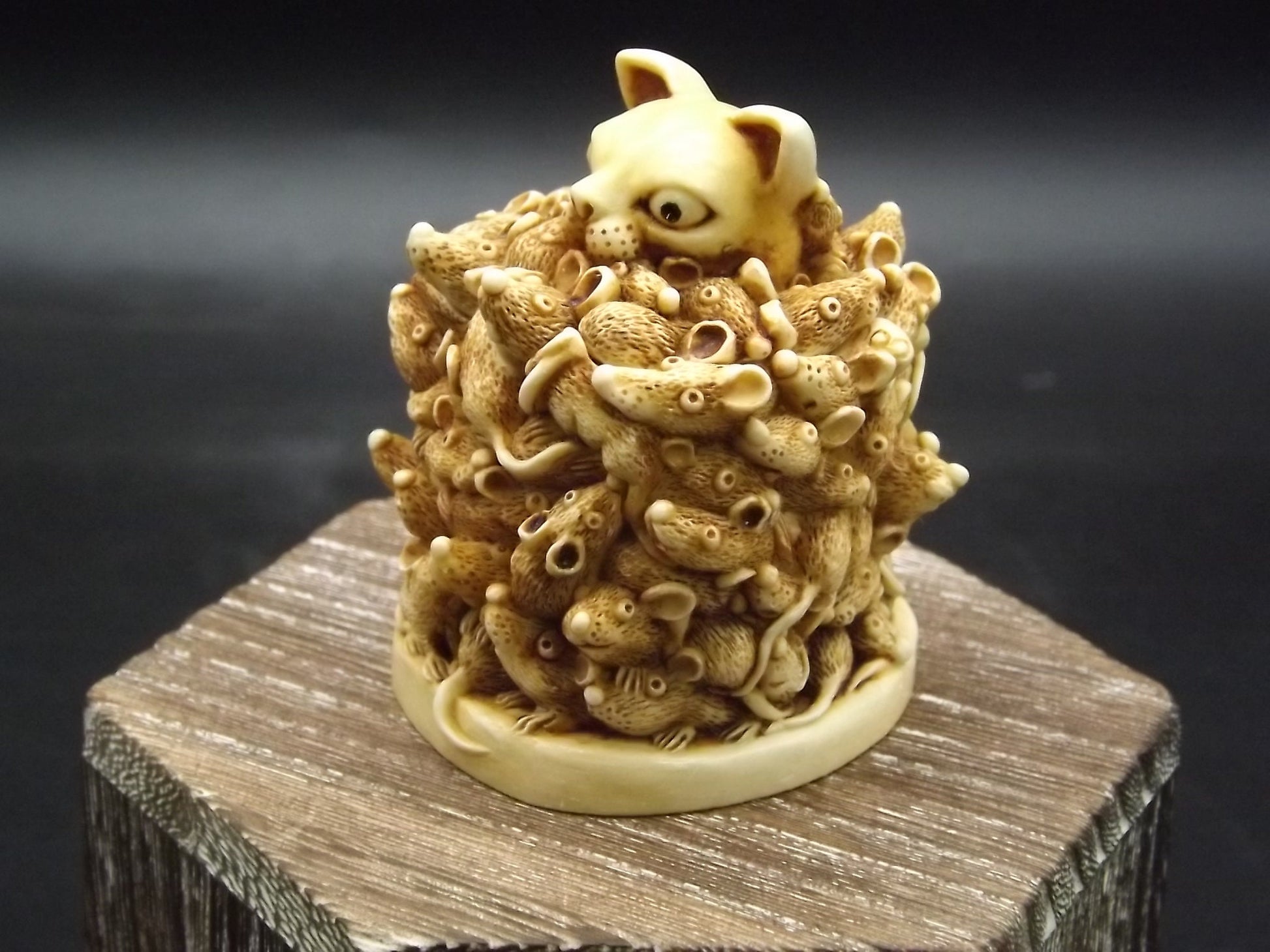 Retired 1994 Harmony Kingdom "Too Much of a Good Thing" Jest Figurine with box. Excellent condition. Cat surrounded by Mice.