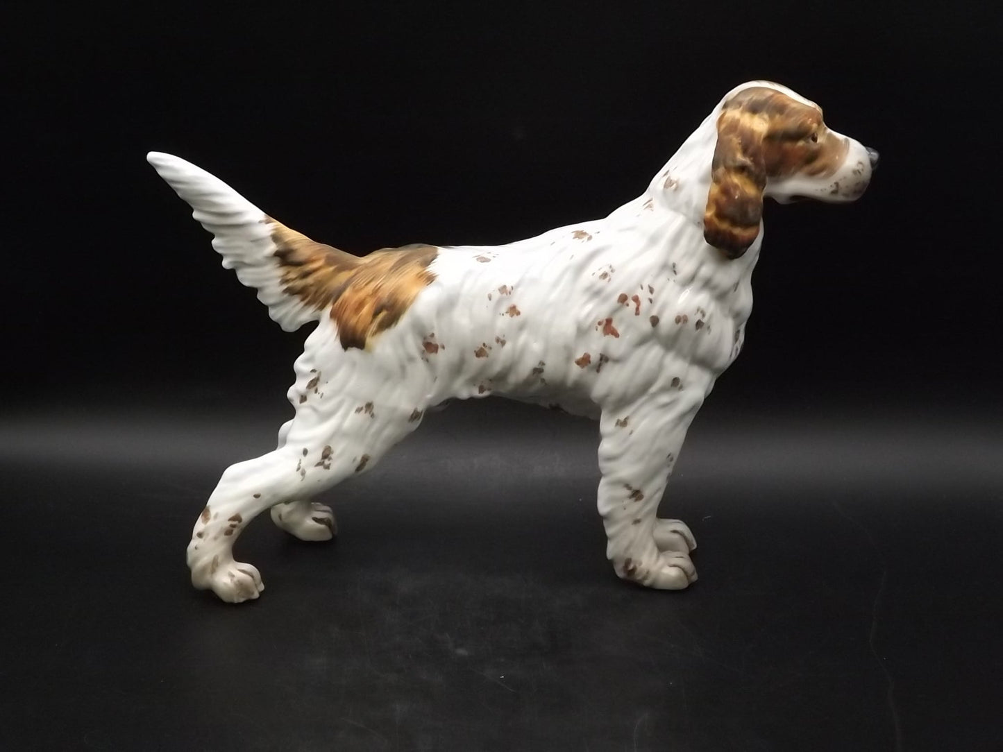 Vintage C. Martinu English Setter Figurine: 1970s Spanish Decor