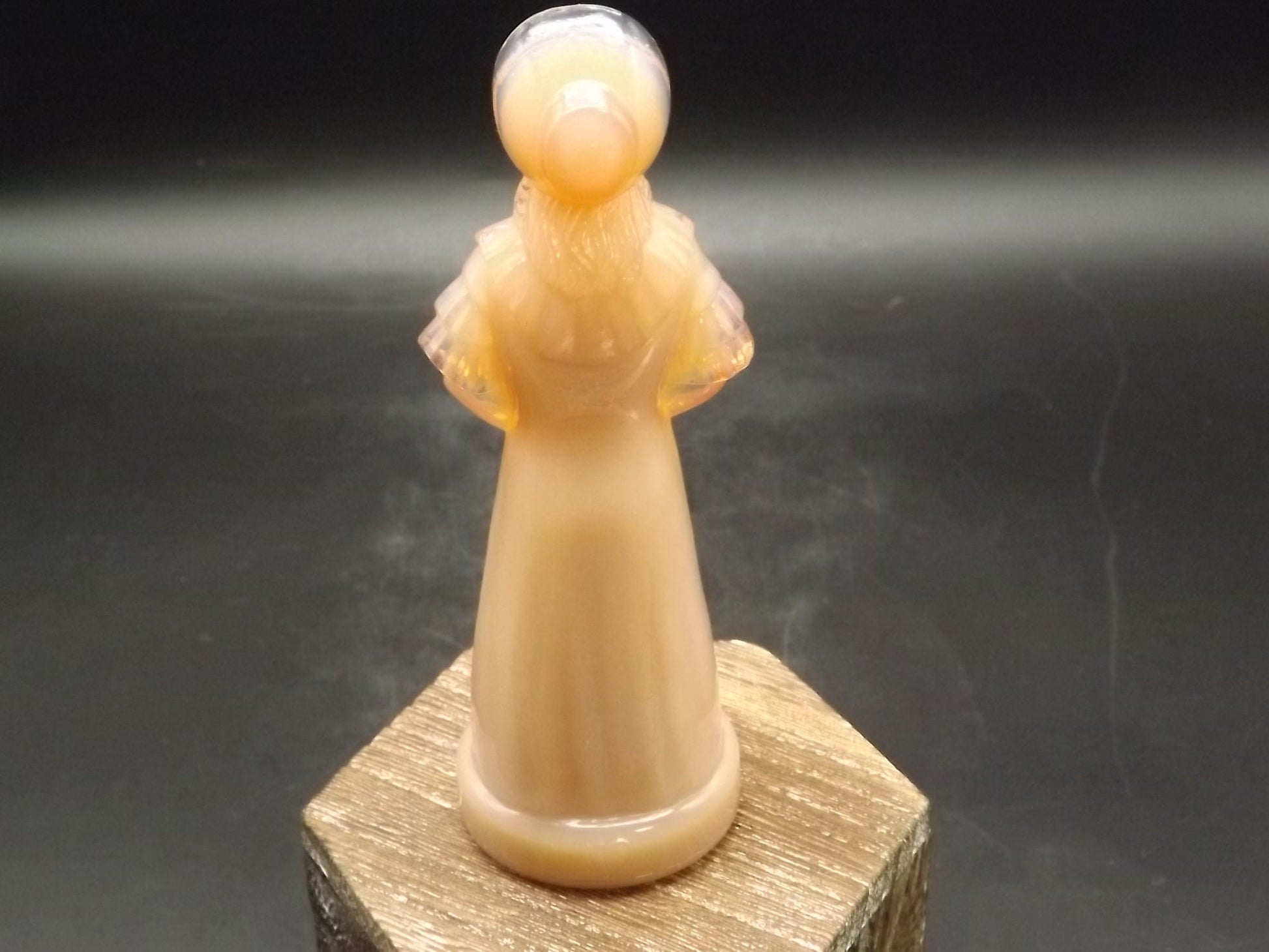 Vintage 1976 Degenhart Peach Slag Glass "Priscilla" Figurine