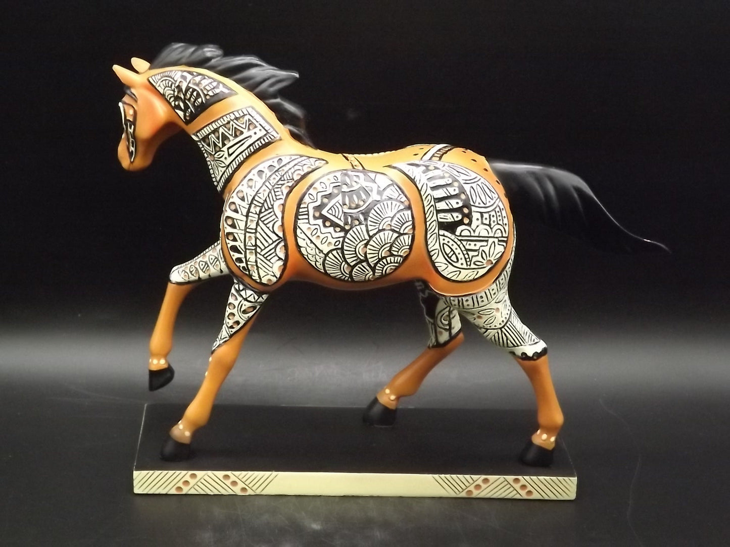 Vintage Trail of Painted Ponies "Zuni Mare" Resin Horse figurine. Edition 2E/2163. Item #4018393 no box or COA.