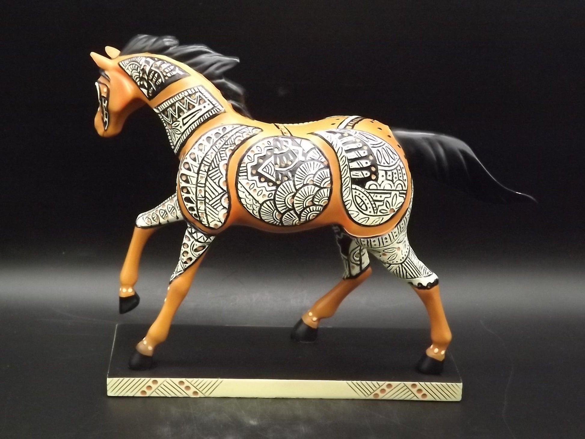 Vintage Trail of Painted Ponies "Zuni Mare" Resin Horse figurine. Edition 2E/2163. Item #4018393 no box or COA.