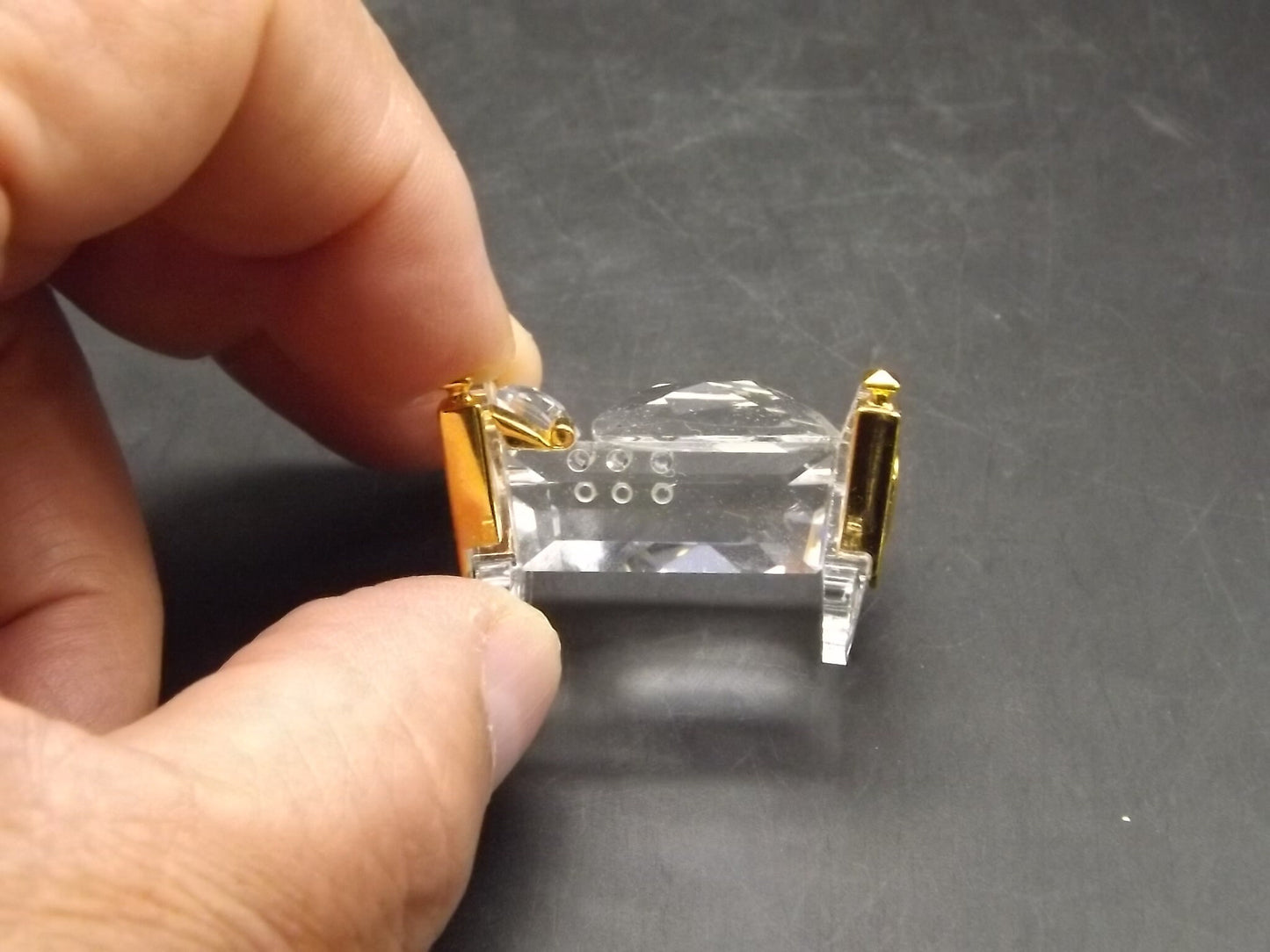 Vintage Swarovski Crystal Memories "Baby Crib Cradle" Figurine. Great Condition with original box. Very small chip as shown in photos.