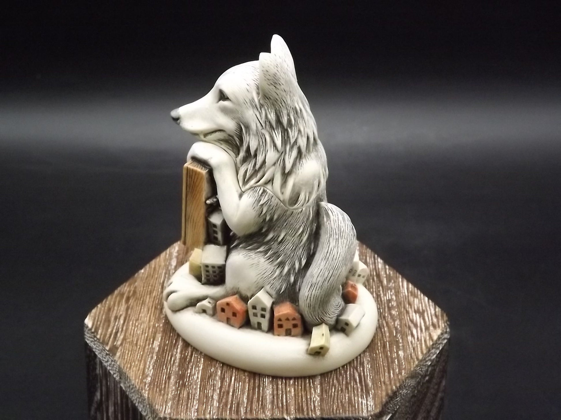 Retired Harmony Kingdom "Gubbio Town" Jest Figurine with original box and COA. Excellent condition. Only 500 pieces made!