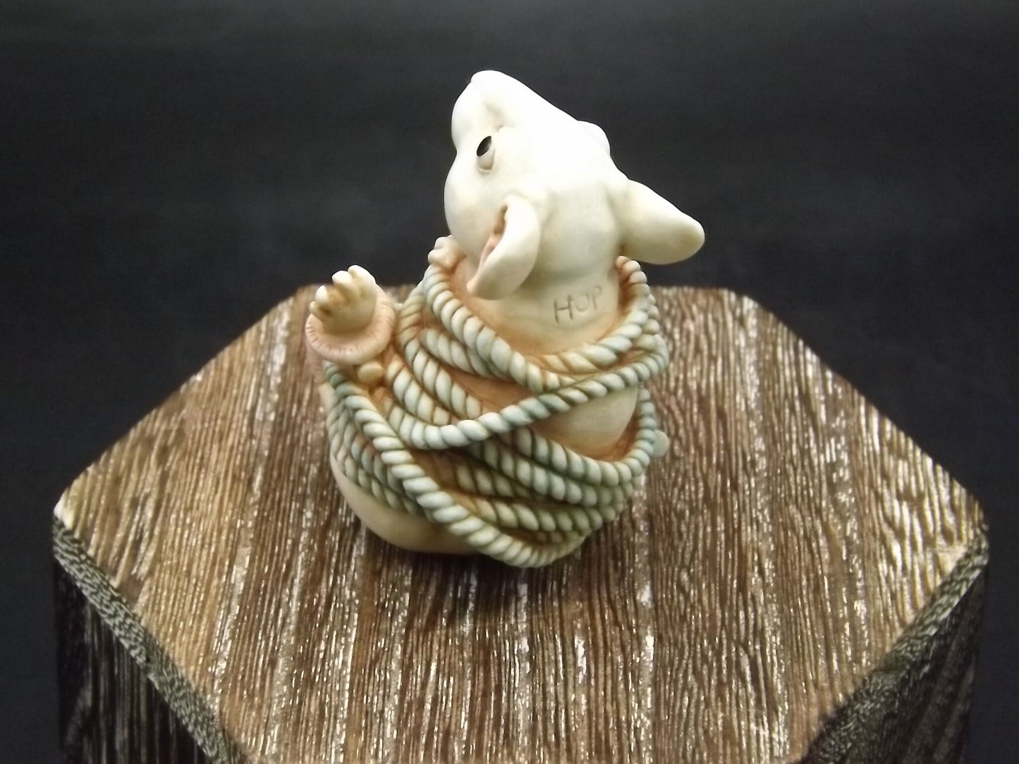 Harmony Kingdom Forever Tied Mouse Figurine - Limited Edition