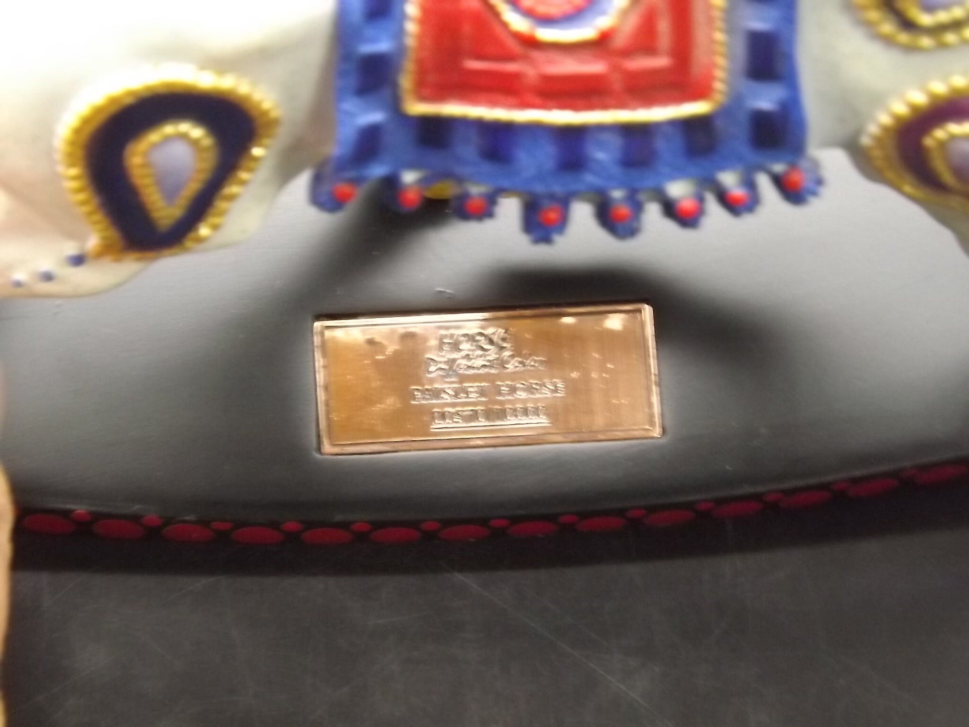 Westland "Paisley Horse" Figurine: Limited Edition Resin Collectible