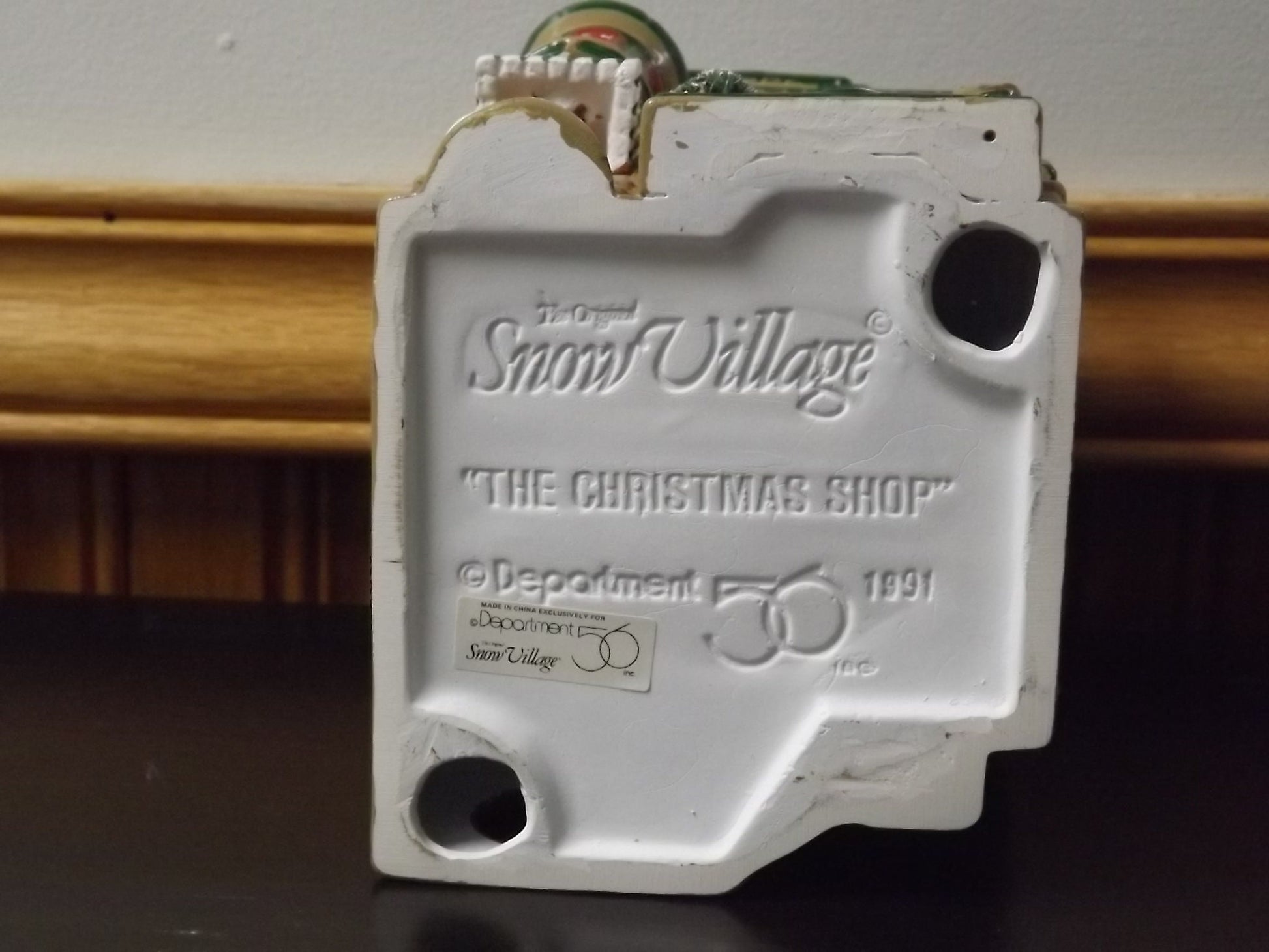 Vintage 1991 Snow Village "The Christmas Shop" Figurine with Box & COA