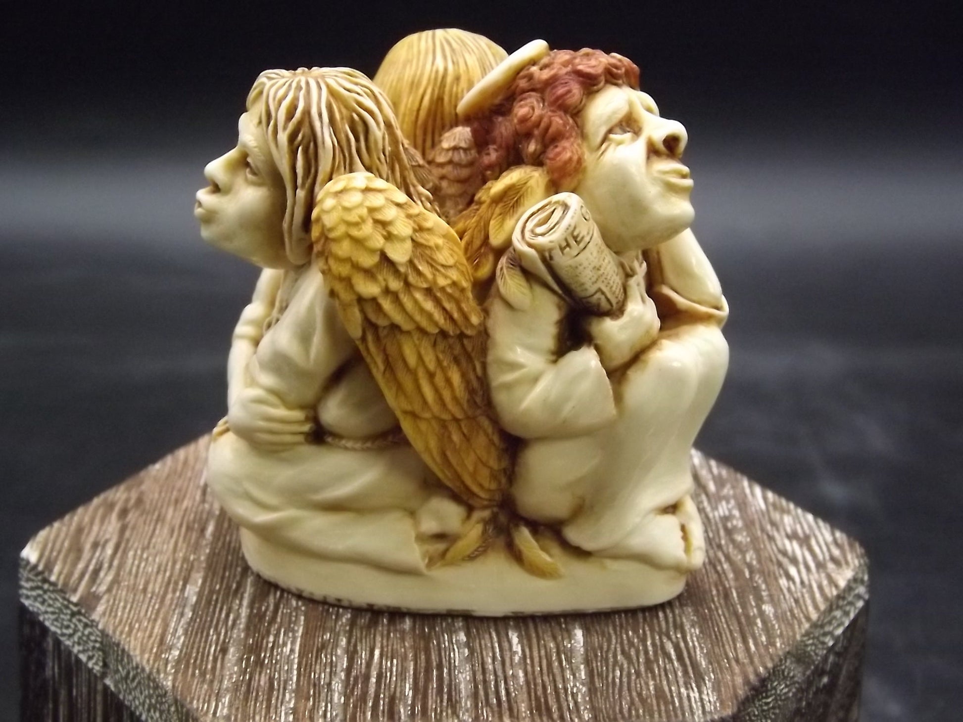 Harmony Kingdom Jest Angels Figurine: Paradise Found, 1995 (Original Box)