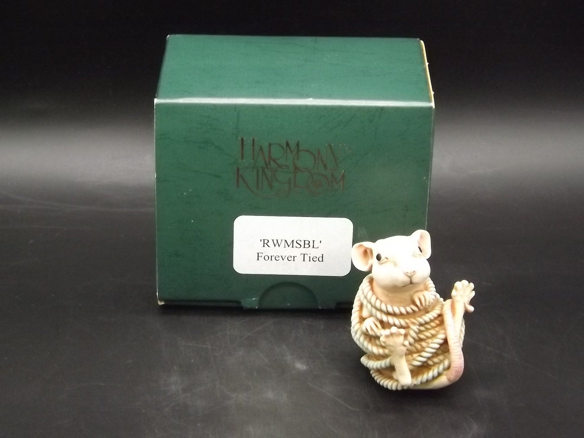 Harmony Kingdom Forever Tied Mouse Figurine - Limited Edition