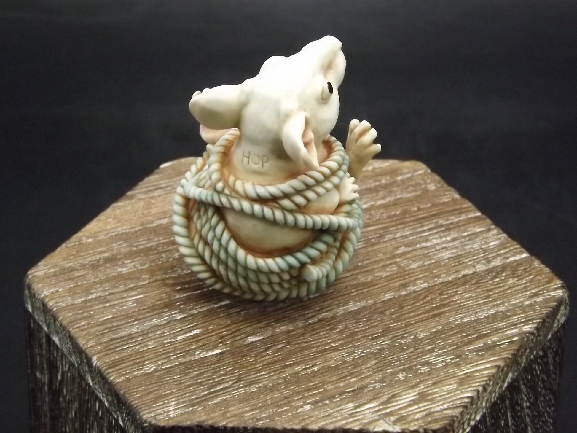 Harmony Kingdom Forever Tied Mouse Figurine - Limited Edition