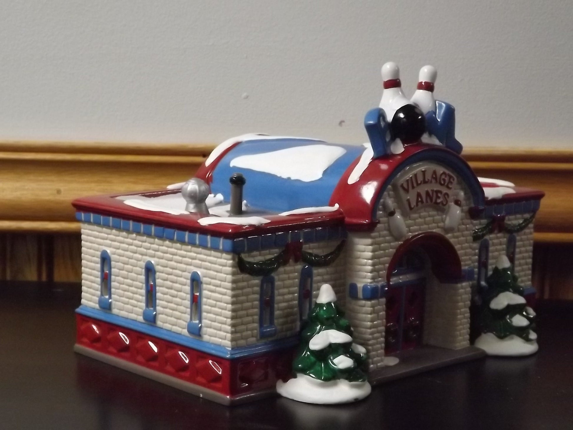 Vintage 1995 Snow Village Bowling Alley Figurine with Box