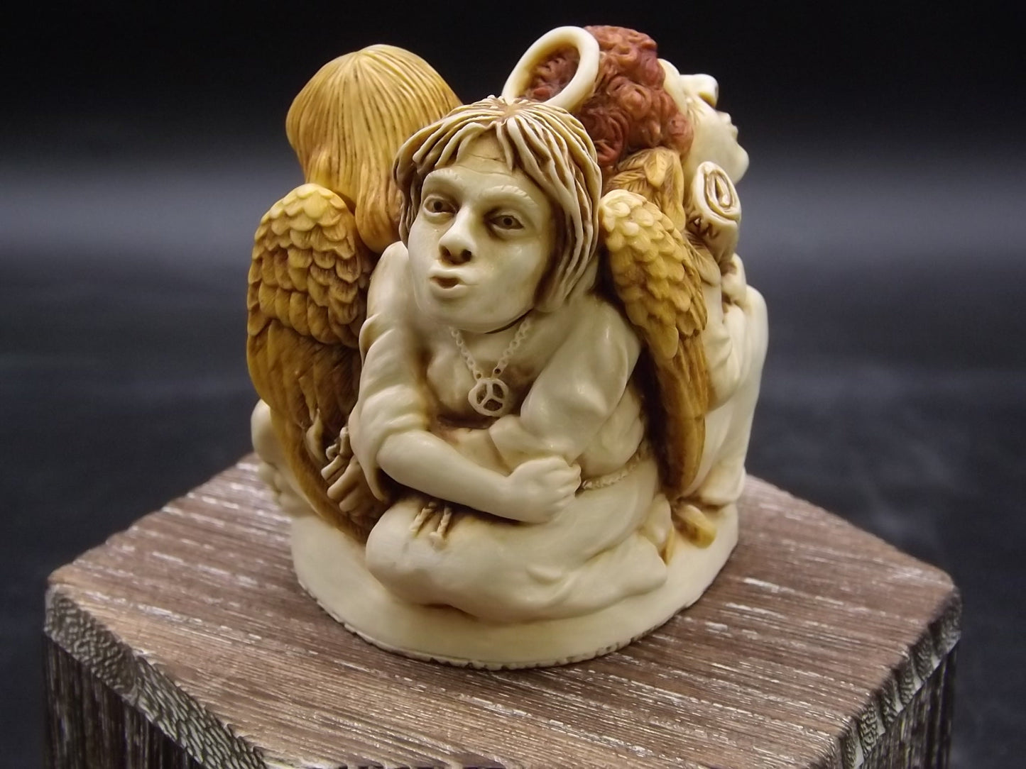 Harmony Kingdom Jest Angels Figurine: Paradise Found, 1995 (Original Box)