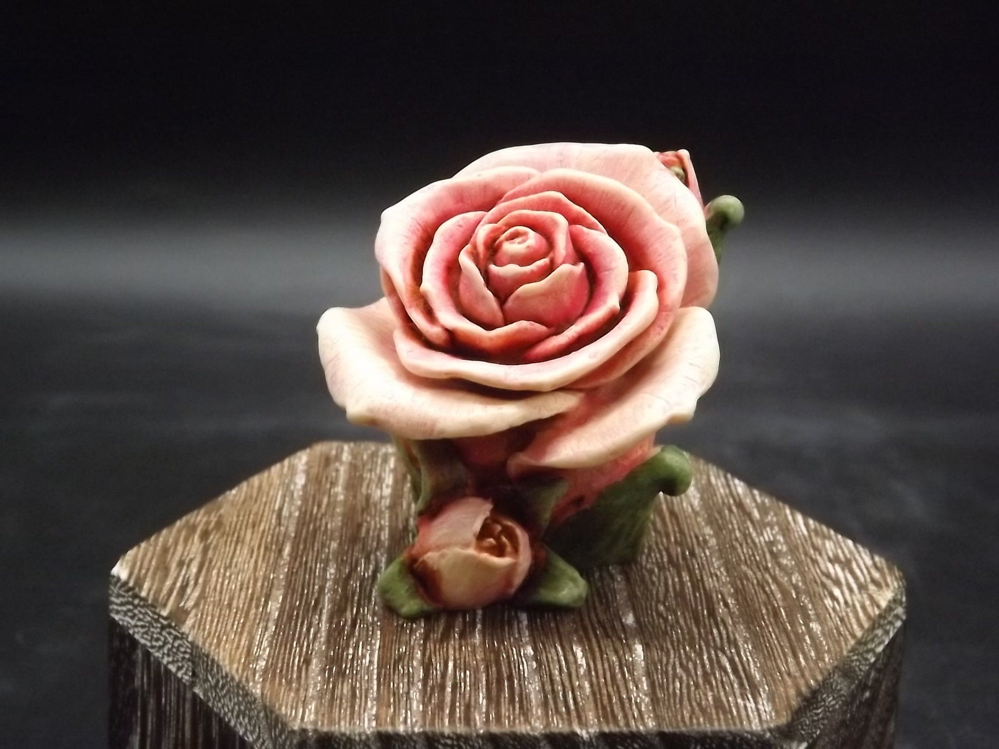 Harmony Kingdom Single Pink Rose Figurine: 1997 Limited Edition