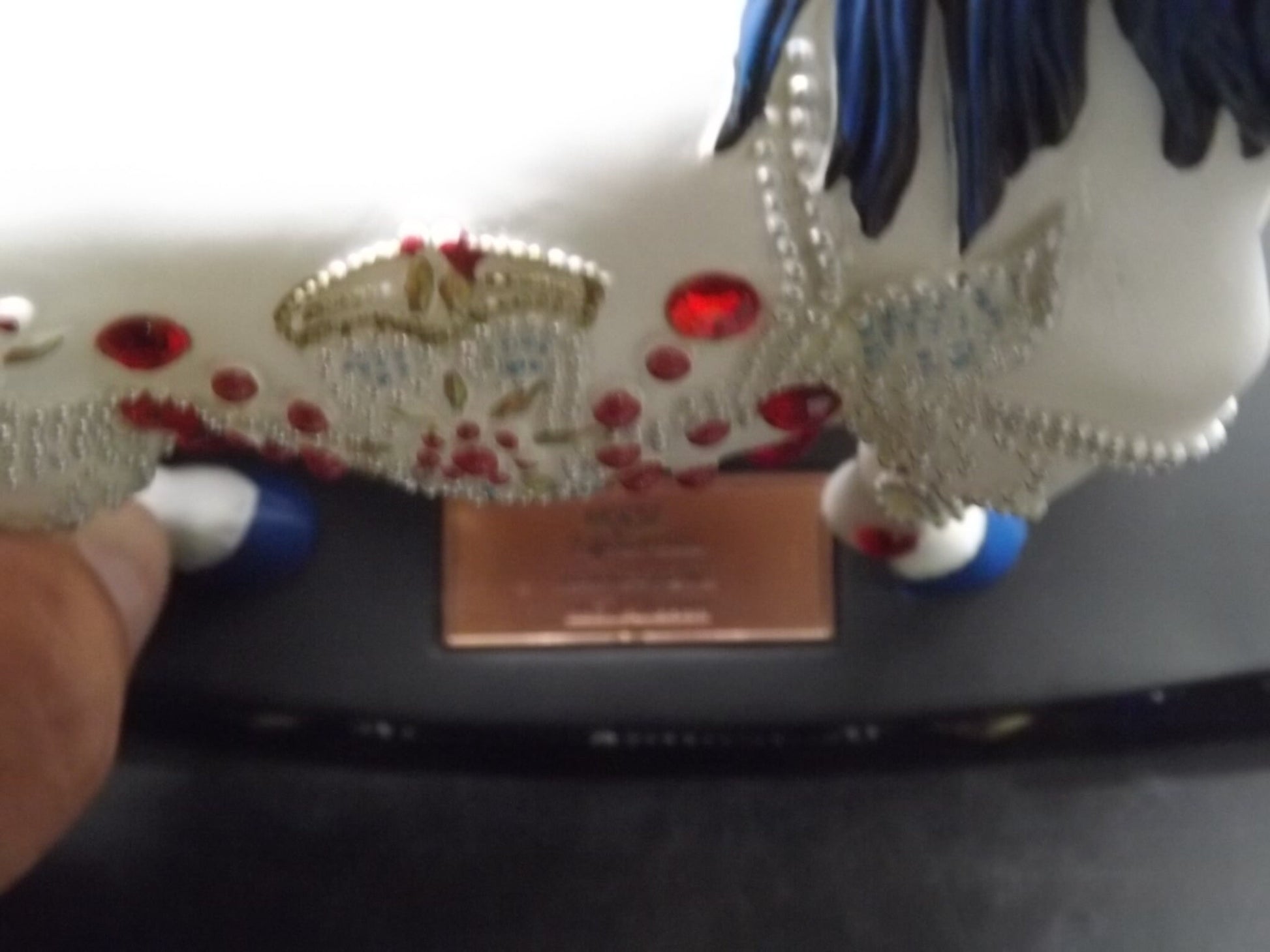 Westland Rhinestone Horse Figurine: Limited Edition Thoroughbred Collectible