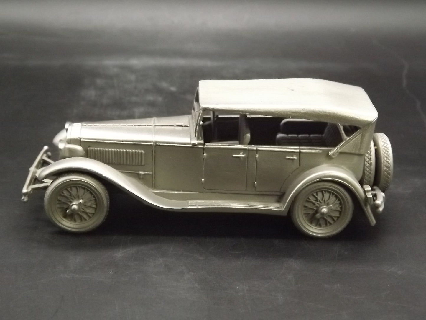 Danbury Mint 1929 Lancia Dilambda Pewter Model Car
