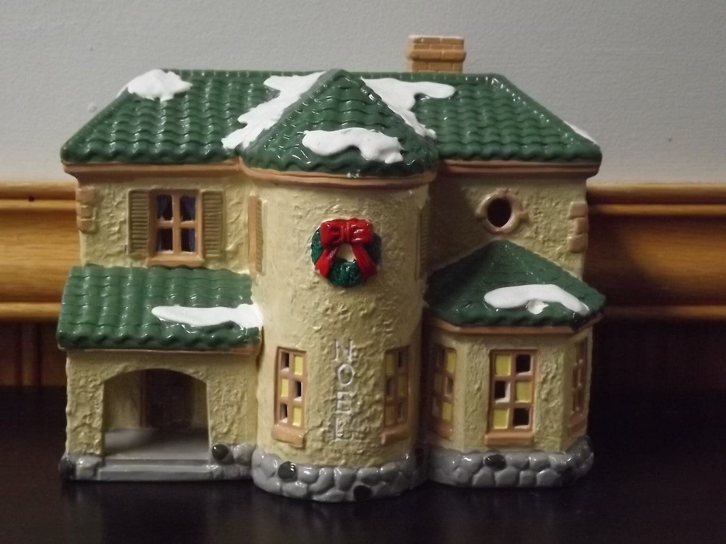 Vintage 1988 Snow Village "Palos Verdes" Illuminated House Figurine (With Box & COA)