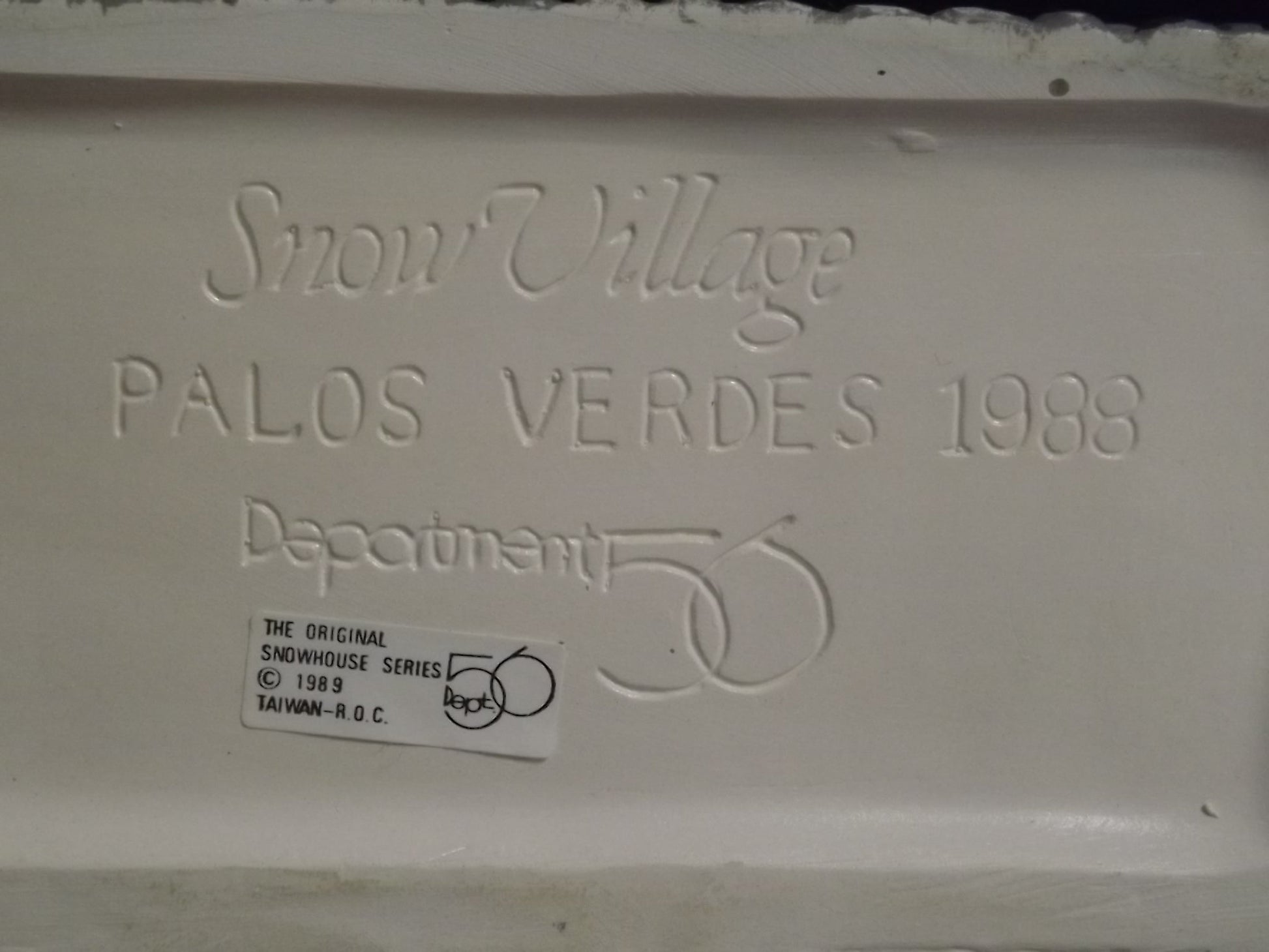 Vintage 1988 Snow Village "Palos Verdes" Illuminated House Figurine (With Box & COA)