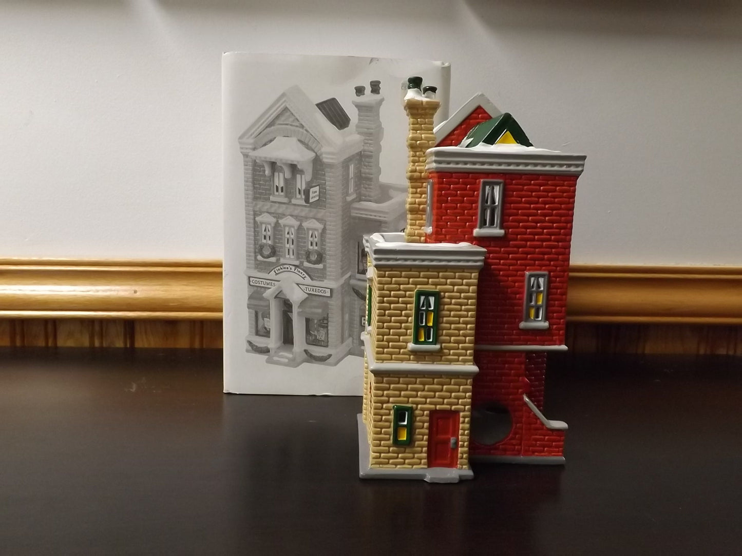 Vintage 1991 Snow Village "Finkley's Finery" Illuminated Building with Box & COA