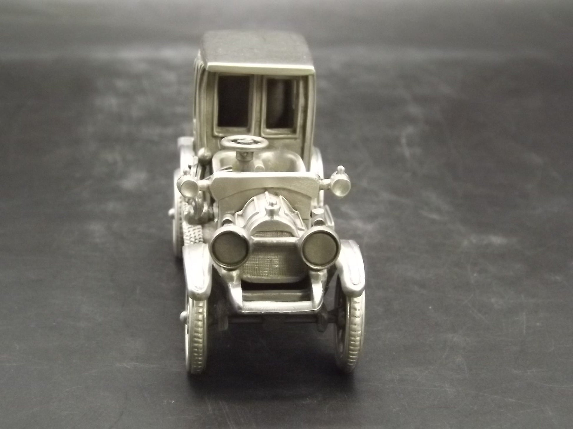 Danbury Mint 1912 Packard Pewter Model Car: Classic Cars of the World