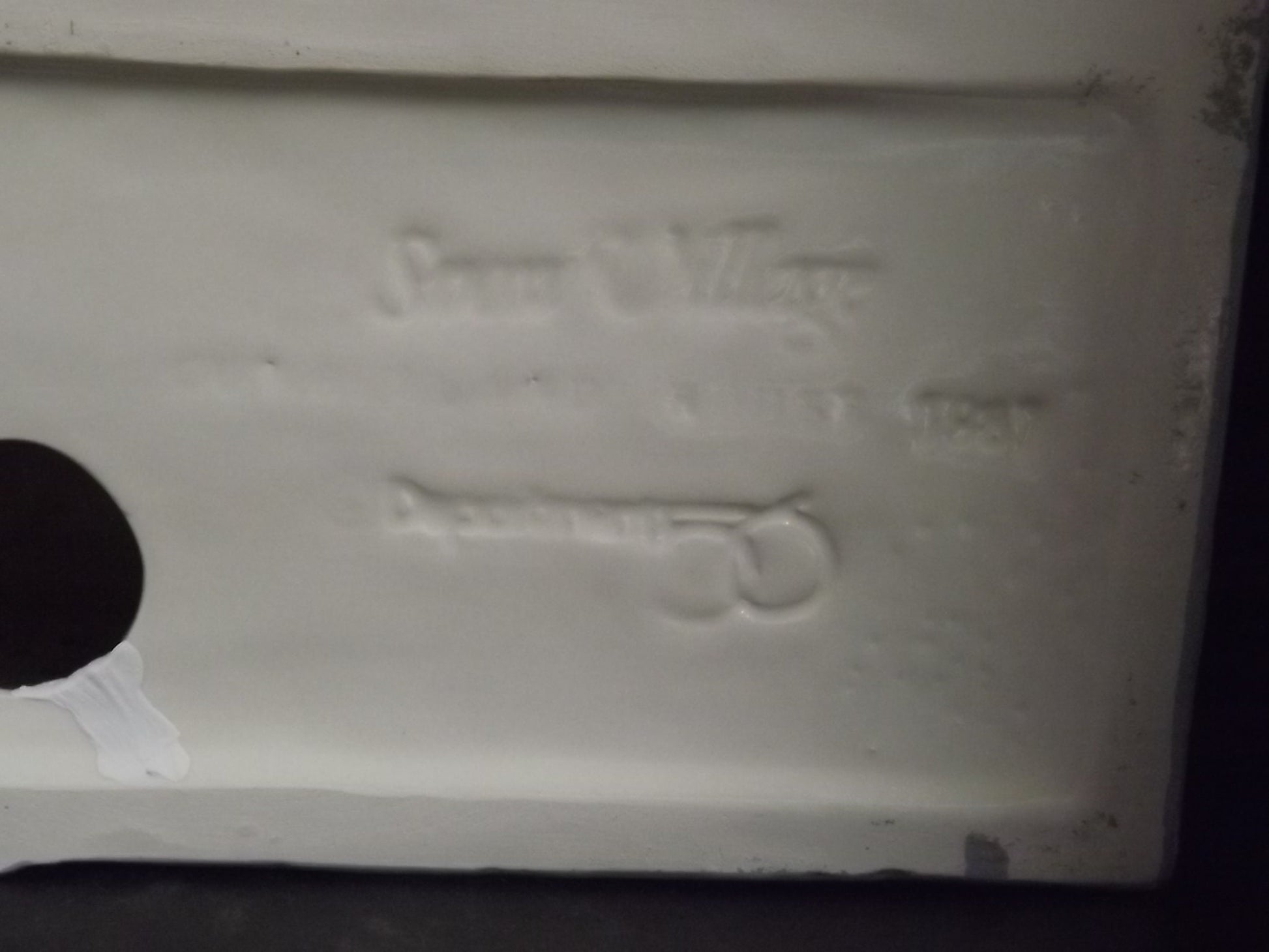 Vintage 1987 Snow Village "Cumberland House" Illuminated building figurine display village scenes. With box