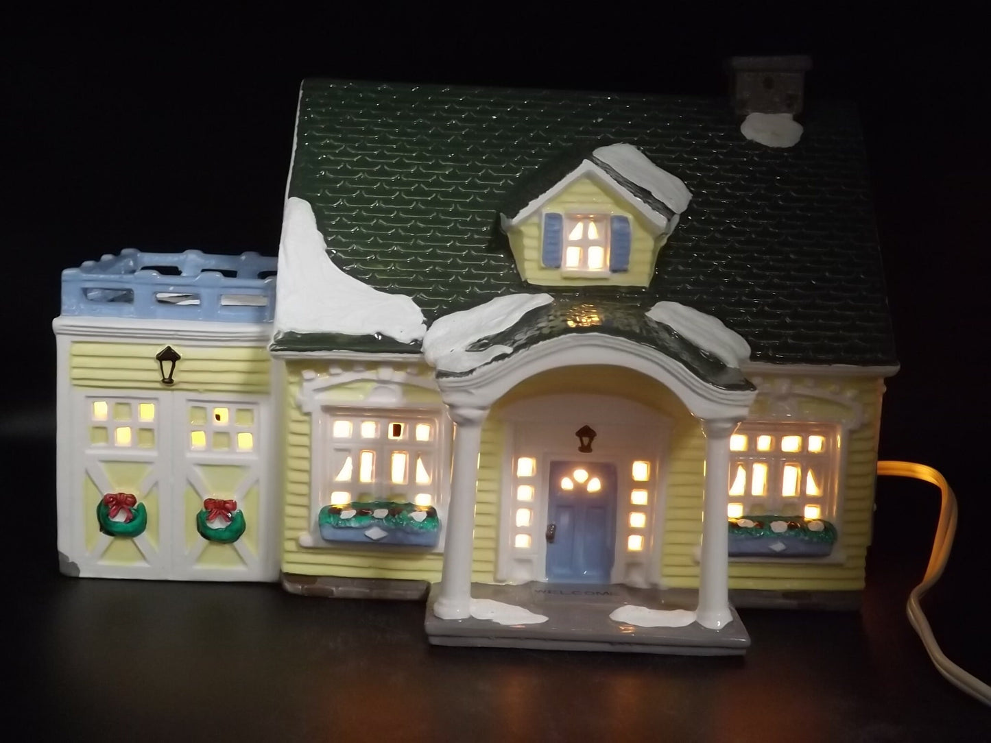 Vintage 1988 Snow Village North Creek Cottage: Illuminated Figurine with Box & COA