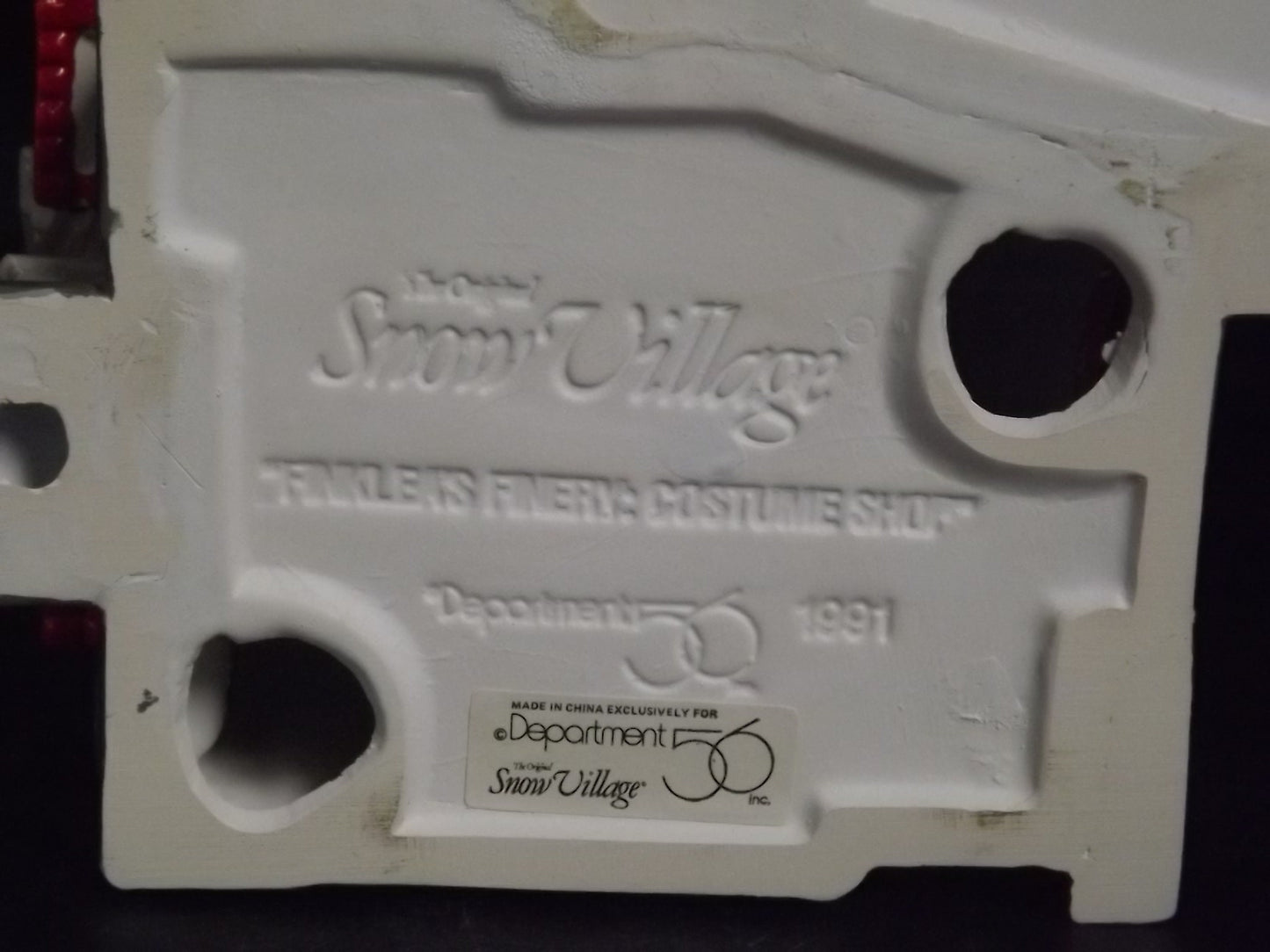 Vintage 1991 Snow Village "Finkley's Finery" Illuminated Building with Box & COA