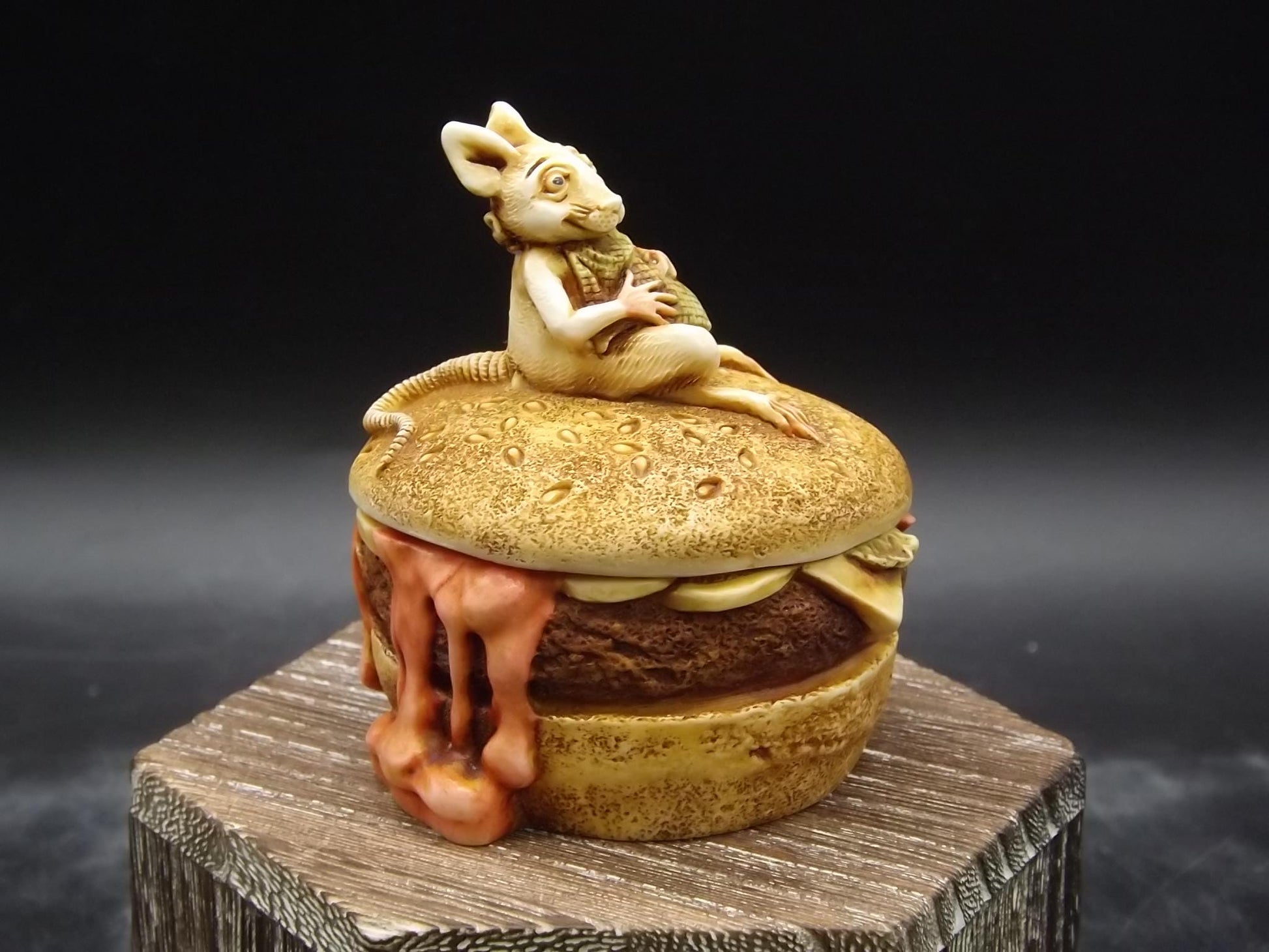 Vintage Harmony Kingdom Feast & Firkin Figurine: Limited Edition