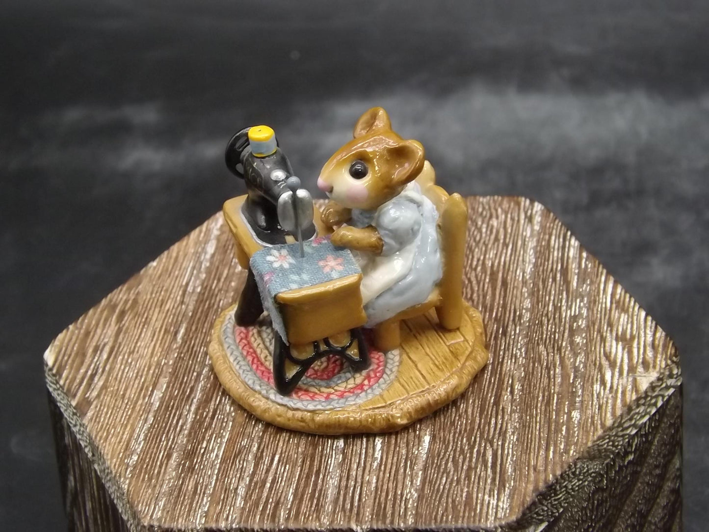 Vintage 1979 M-040 Wee Forest Folk "Miss Bobbin" Hand Painted Mouse sewing.