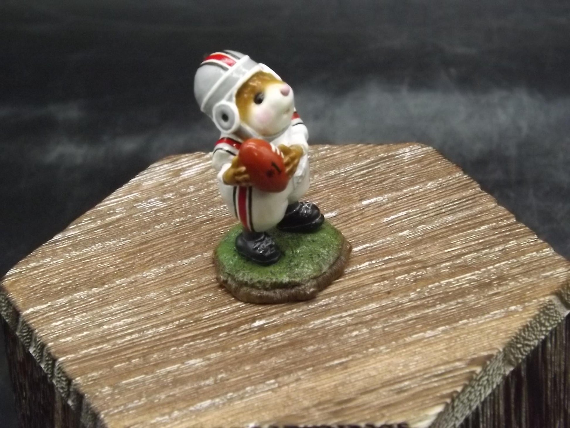 Vintage Wee Forest Folk Mouse Figurine: 1999 "Go Long" Ohio State Football
