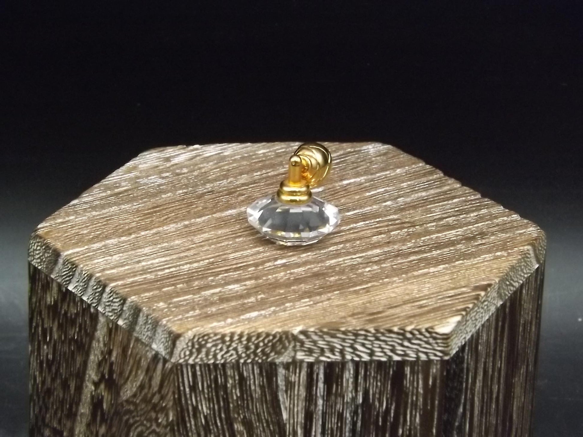 Vintage Swarovski Crystal Memories "Atomizer" Figurine. Excellent Condition with original box.