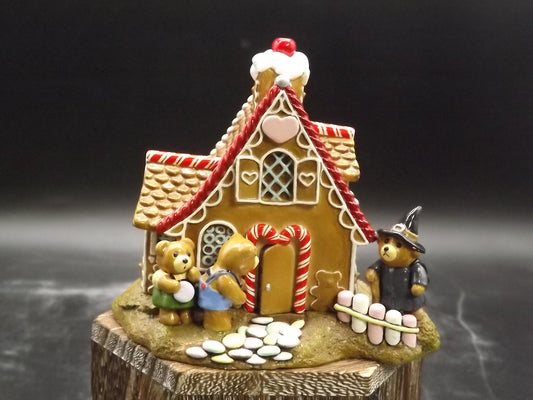 Vintage Wee Forest Folk Figurine: Hansel & Gretel at Witch's House