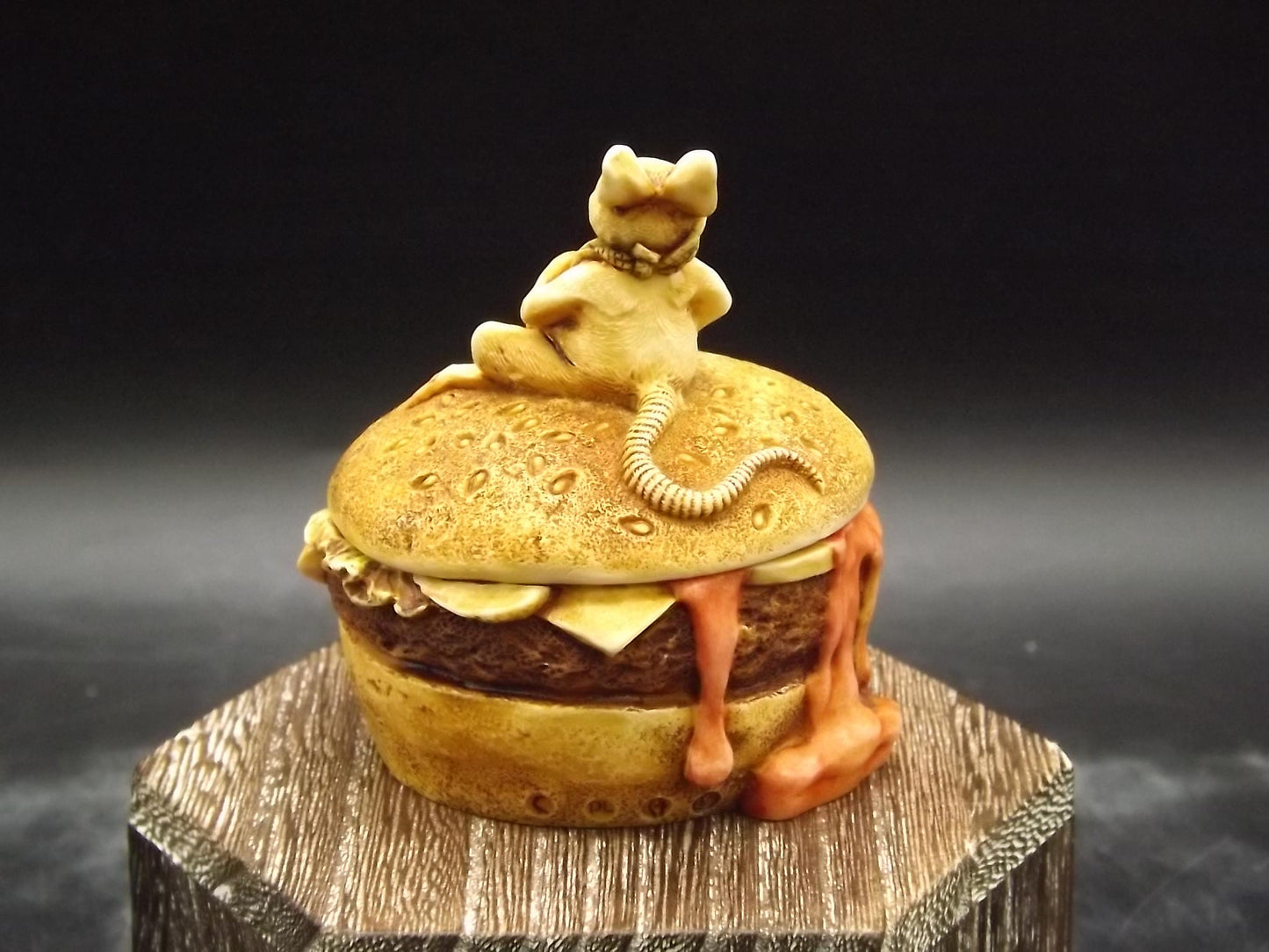 Vintage Harmony Kingdom Feast & Firkin Figurine: Limited Edition
