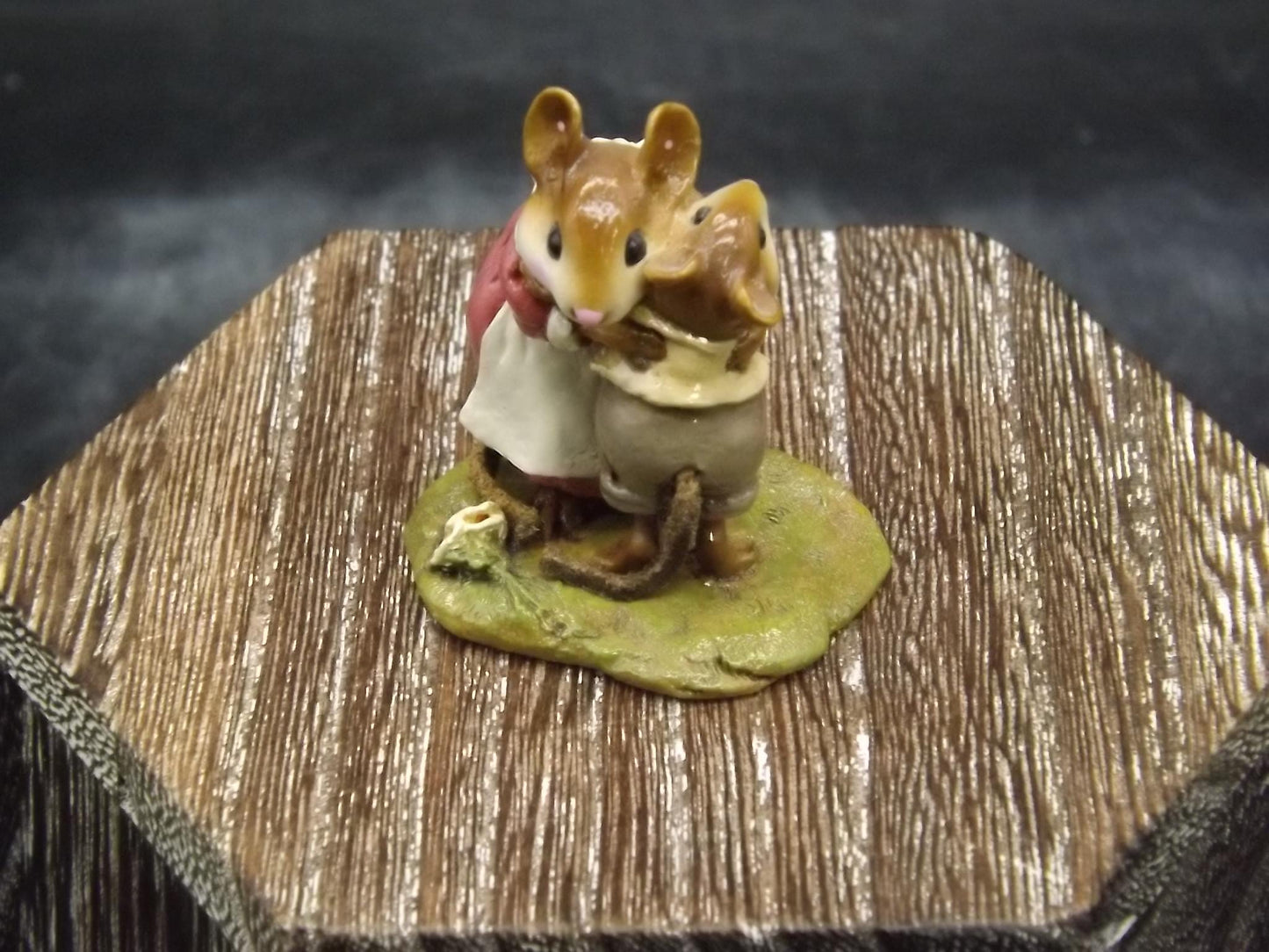 Vintage Wee Forest Folk Figurine: "A Big Hug" Mouse Miniature
