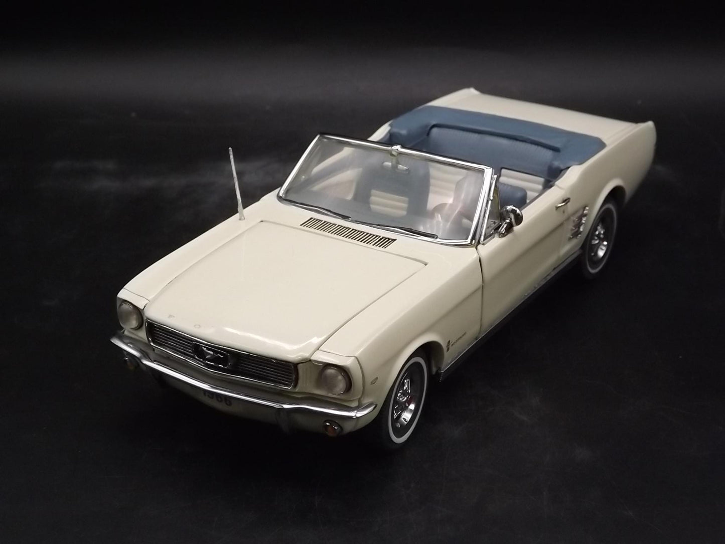Vintage Danbury Mint 1966 Ford Mustang Convertible Diecast Model with Box