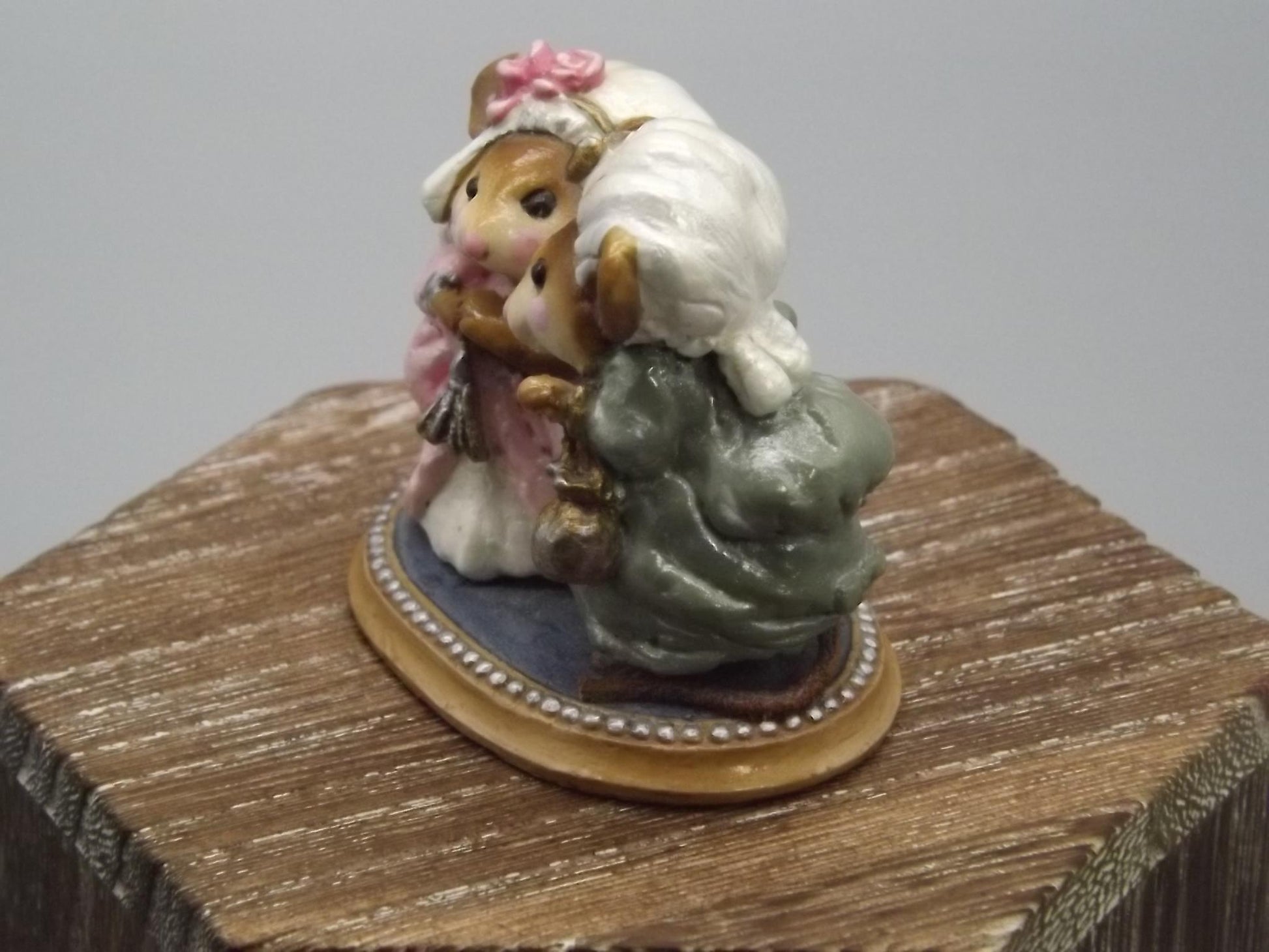 Vintage Wee Forest Folk Mice: Cinderella's Stepsisters Figurine