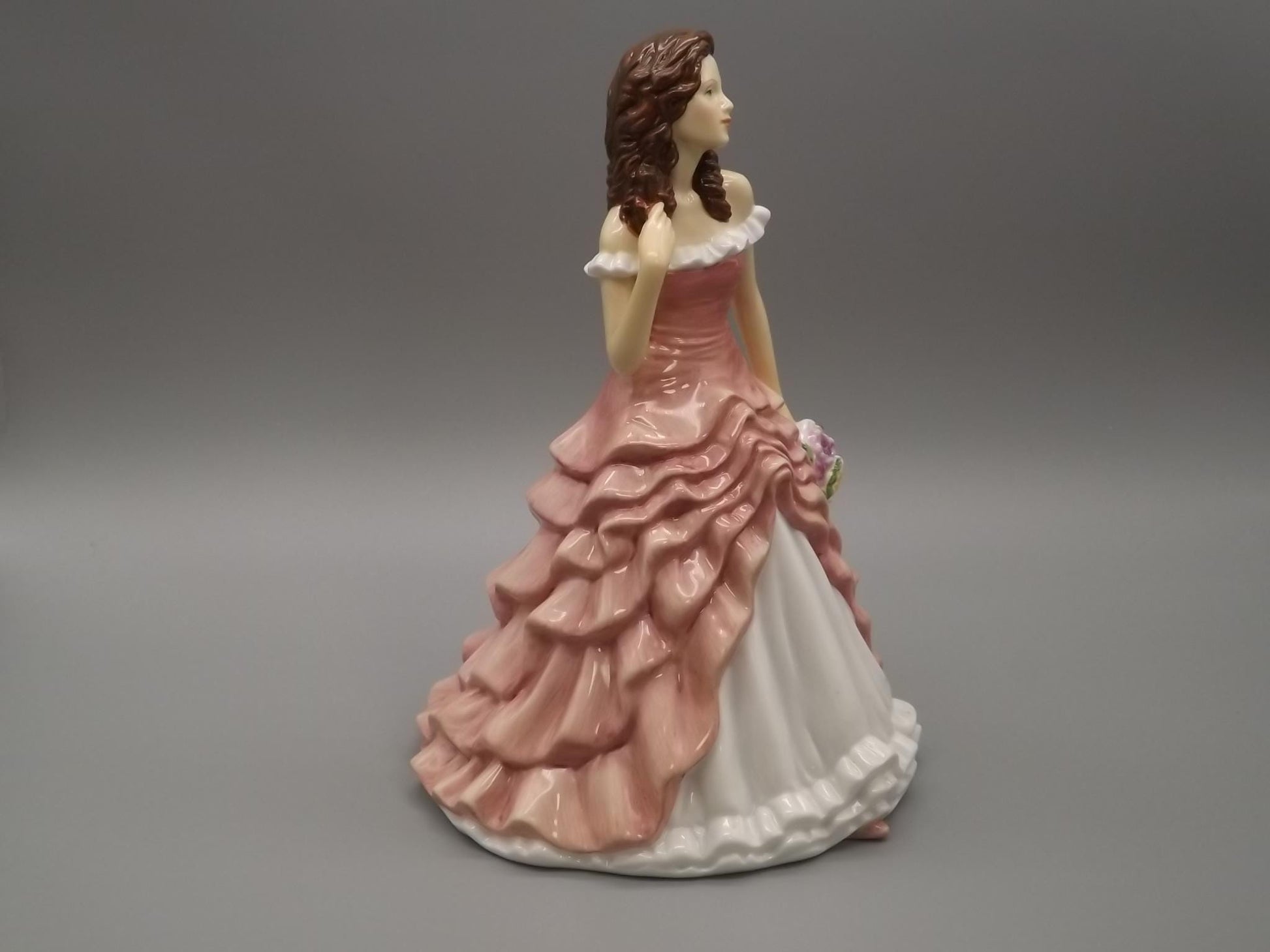 Vintage Royal Doulton Figurine: Chrysanthemum Cheerfulness HN 5510, November Flower (With Box & COA)