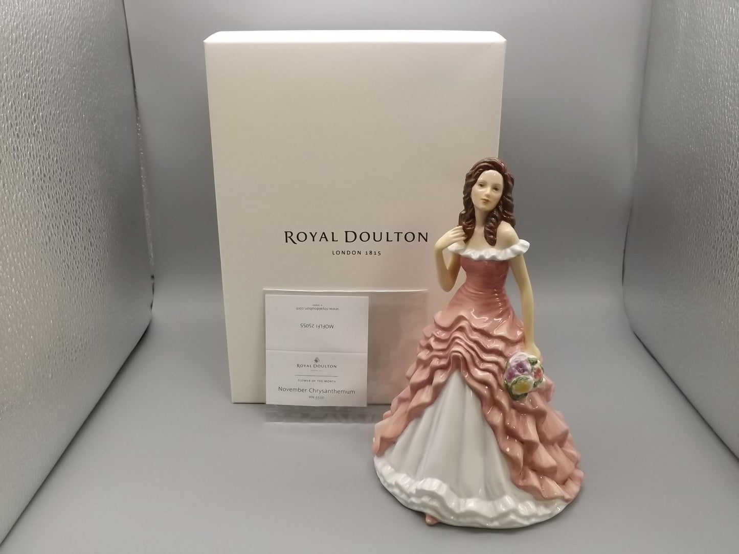 Vintage Royal Doulton Figurine: Chrysanthemum Cheerfulness HN 5510, November Flower (With Box & COA)