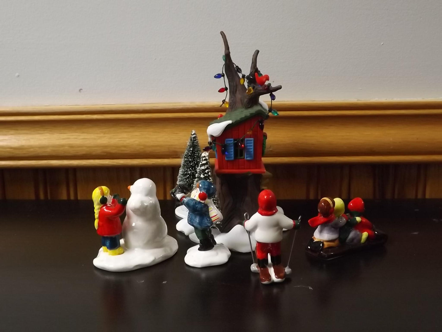 Vintage Snow Village "Kids Tree House and Snow Kids" figurines seasonal display children playing in the snow. With box