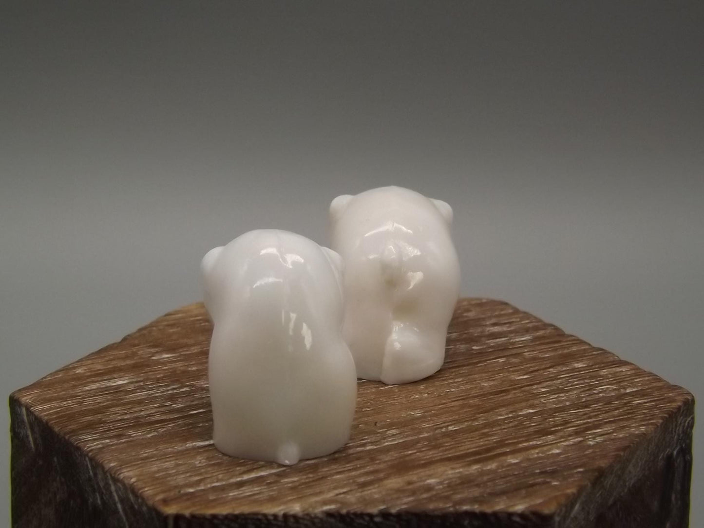 Heisey by Imperial white milk glass standing and sitting piglets set.