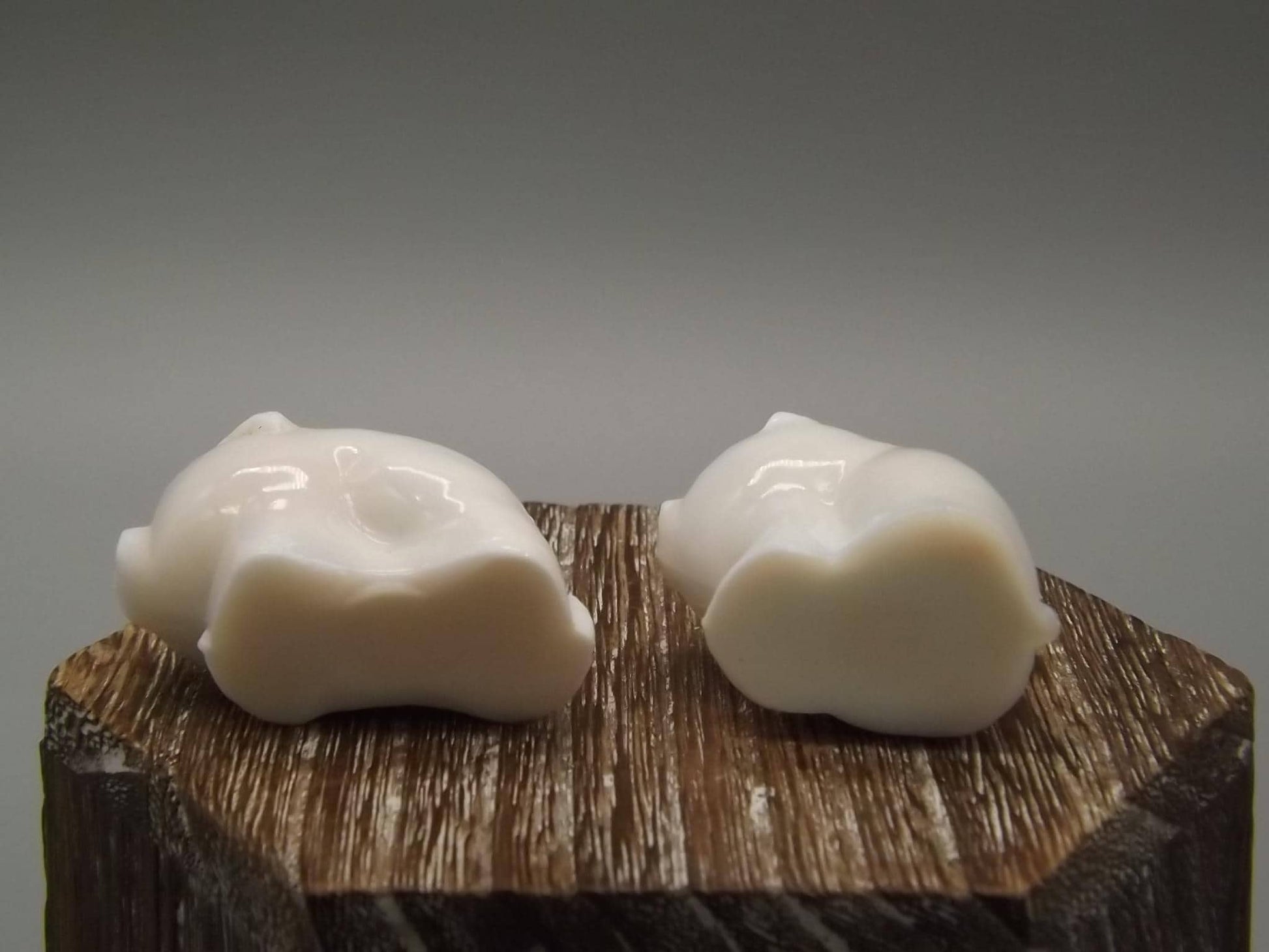 Heisey by Imperial white milk glass standing and sitting piglets set.