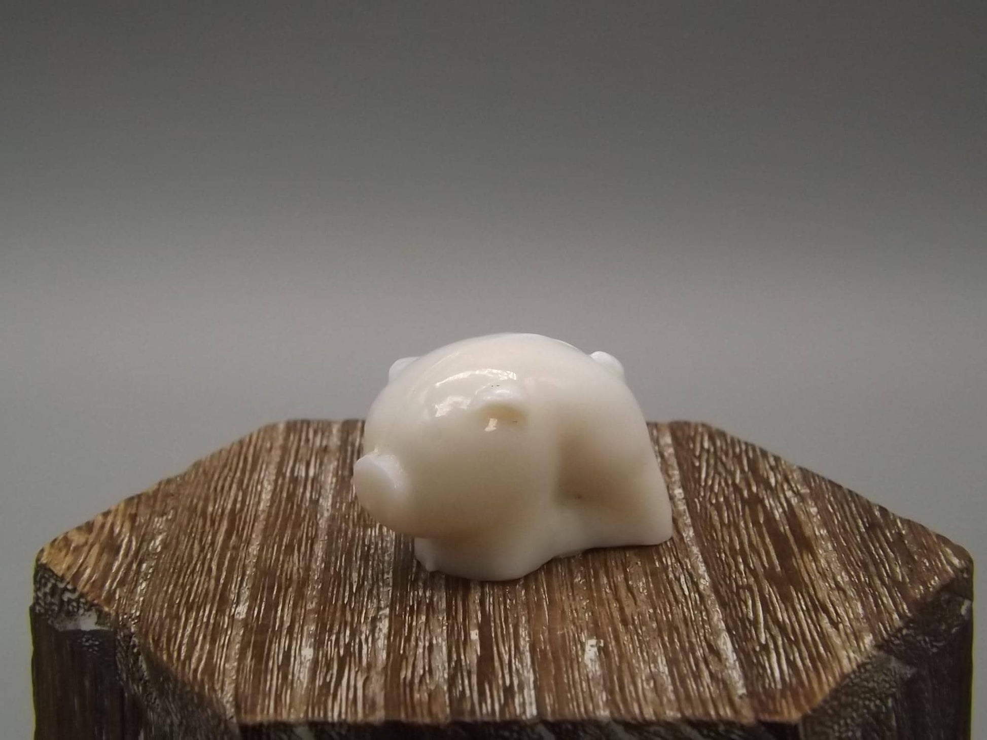 Heisey by Imperial white milk glass standing piglet.