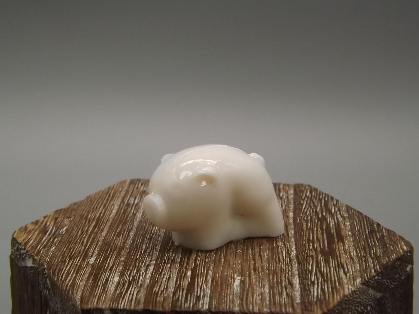 Heisey by Imperial white milk glass standing piglet.